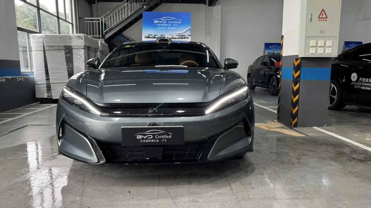 BYD Han L DM  из Китая