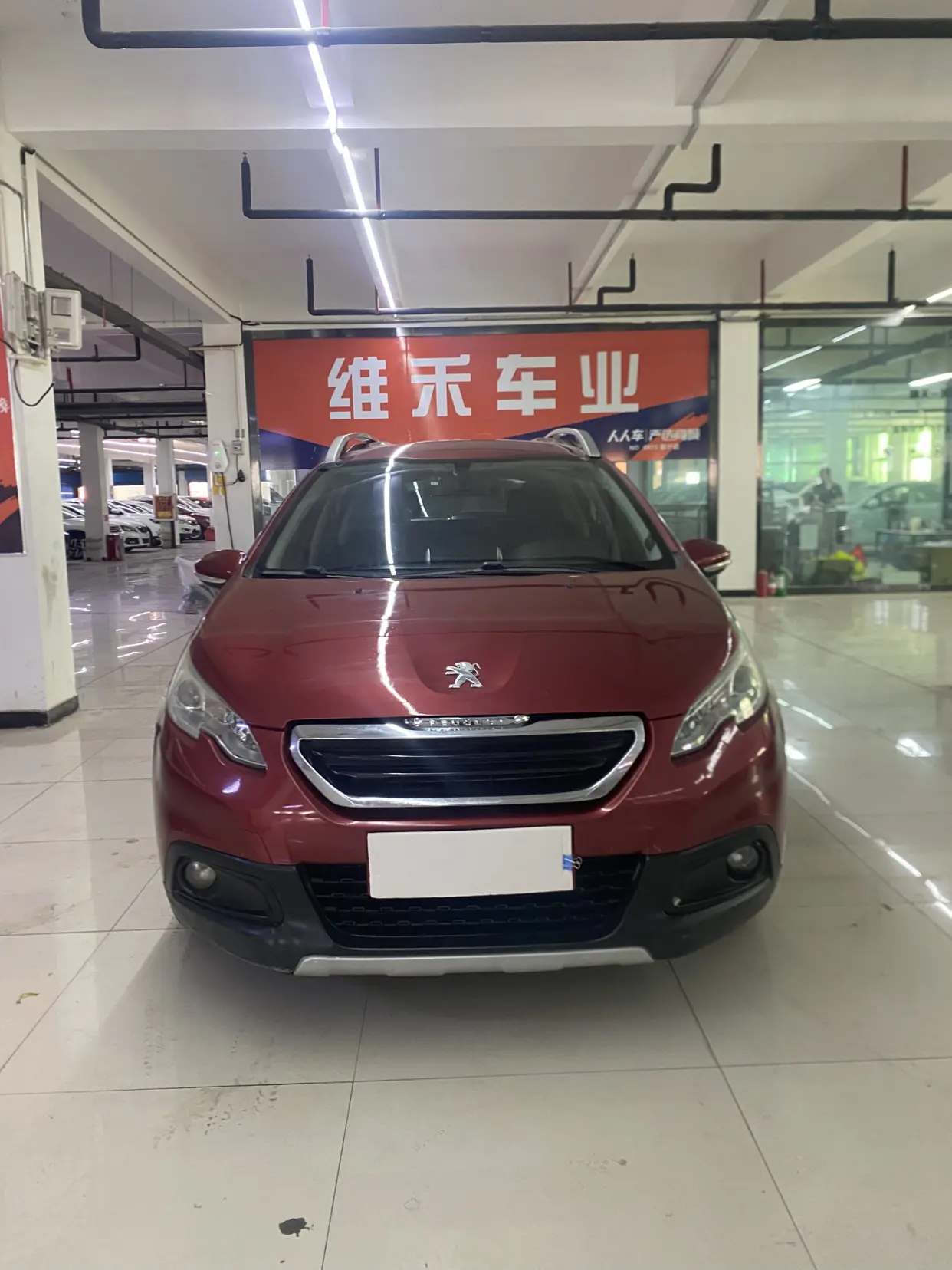 Peugeot 2008  из Китая