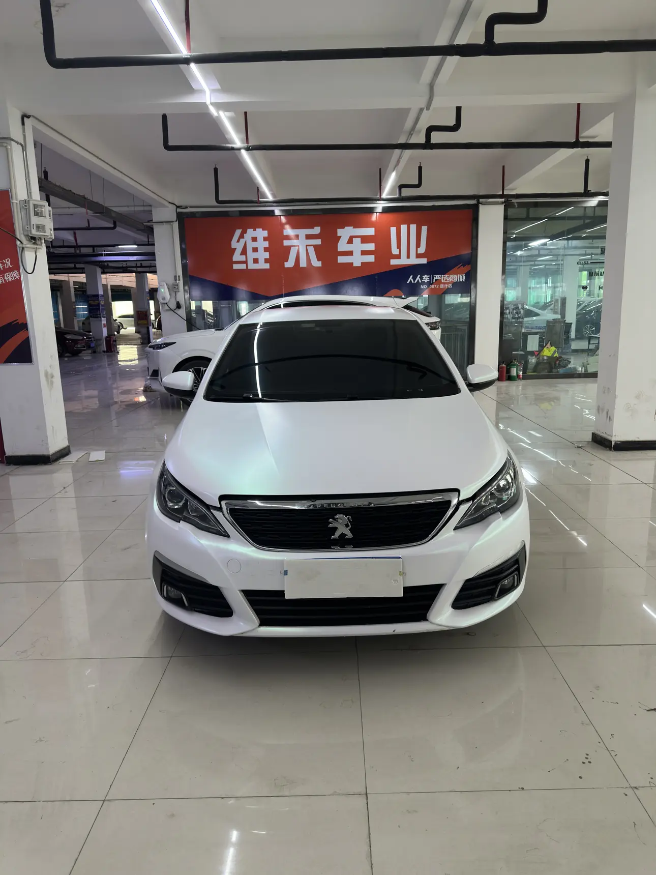 Peugeot 308  из Китая