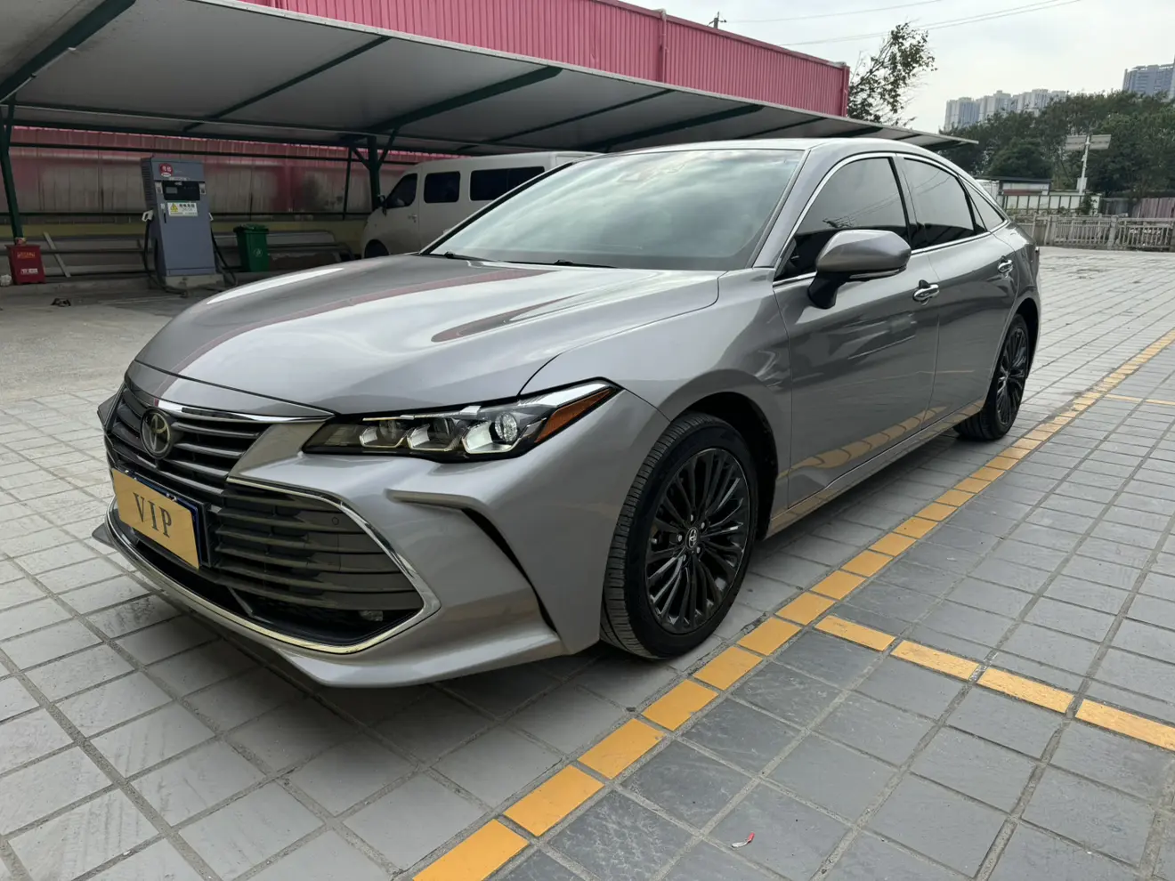 Toyota Avalon (Asian dragon)  из Китая
