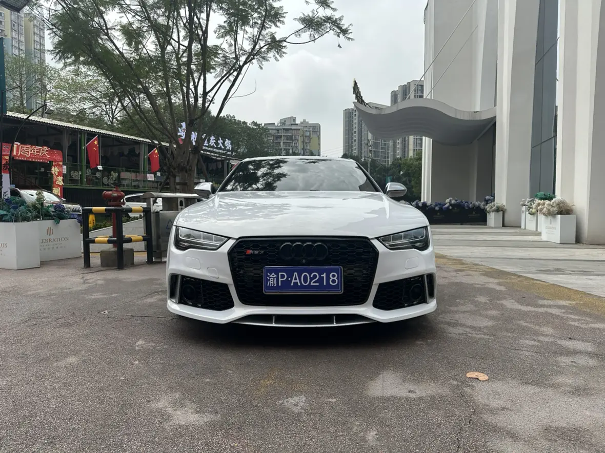 Audi S7  из Китая