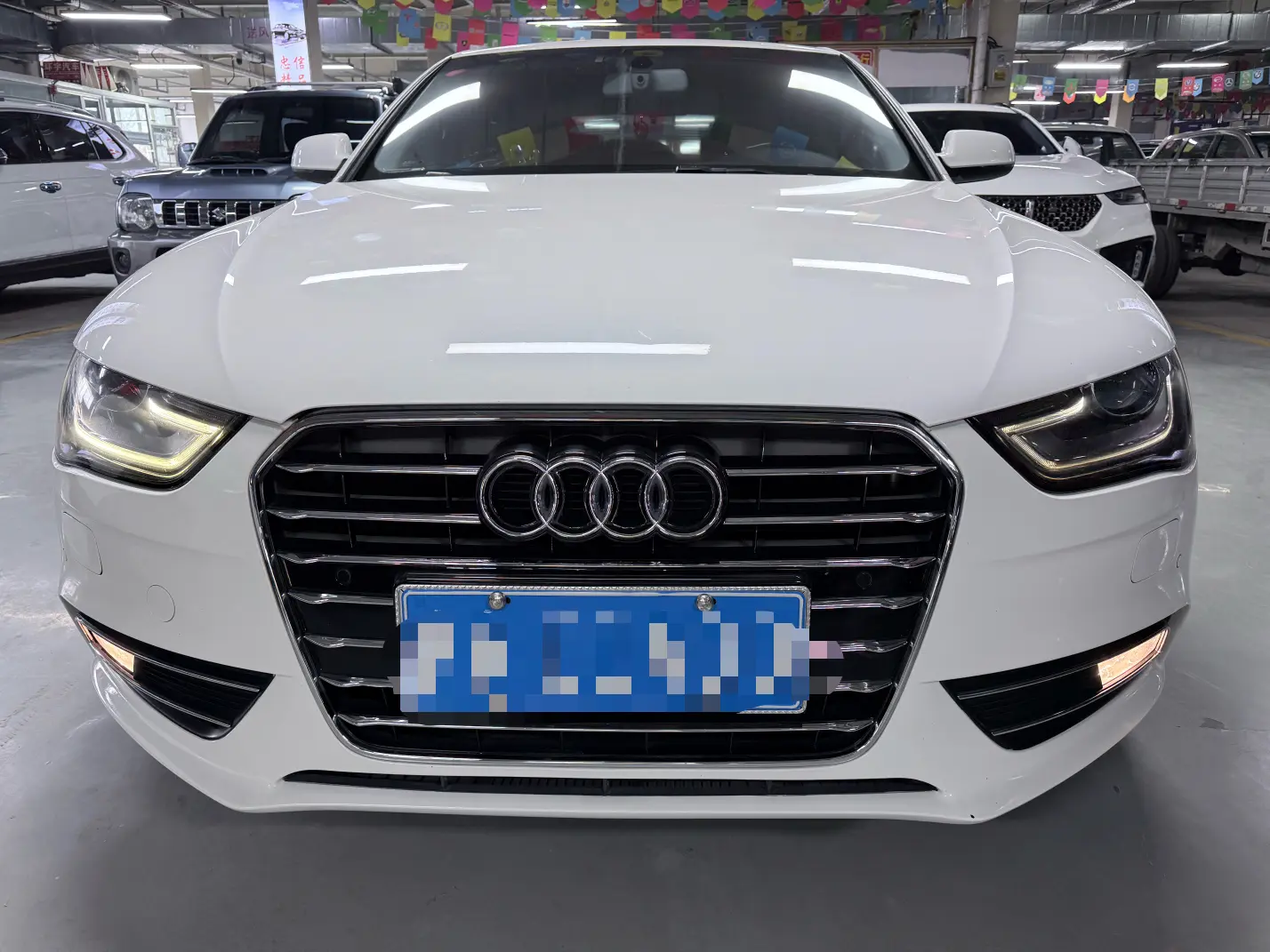 Audi A4L  из Китая