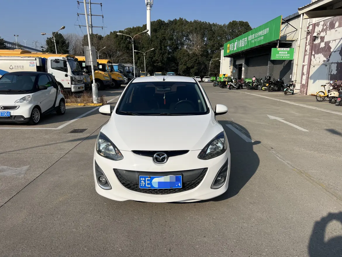 Mazda Mazda2  из Китая