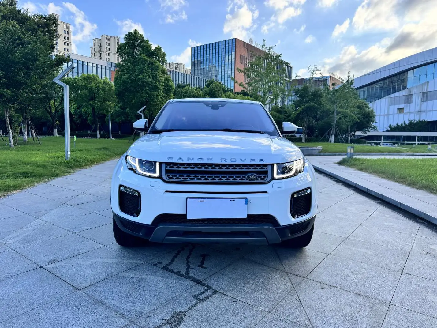 Land Rover Range Rover Evoque  из Китая