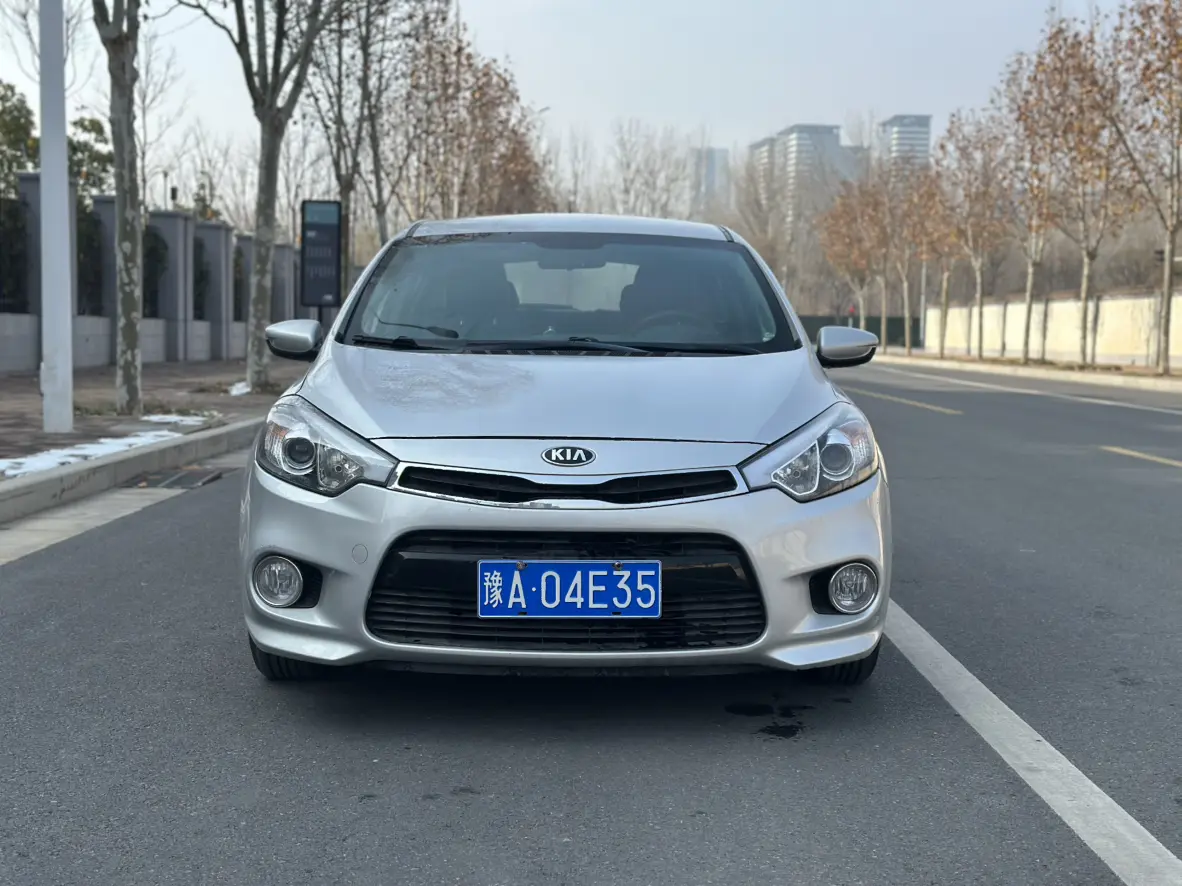 Kia K3S  из Китая