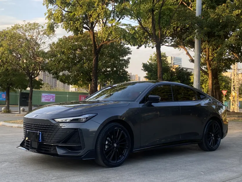 Changan UNI-V  из Китая