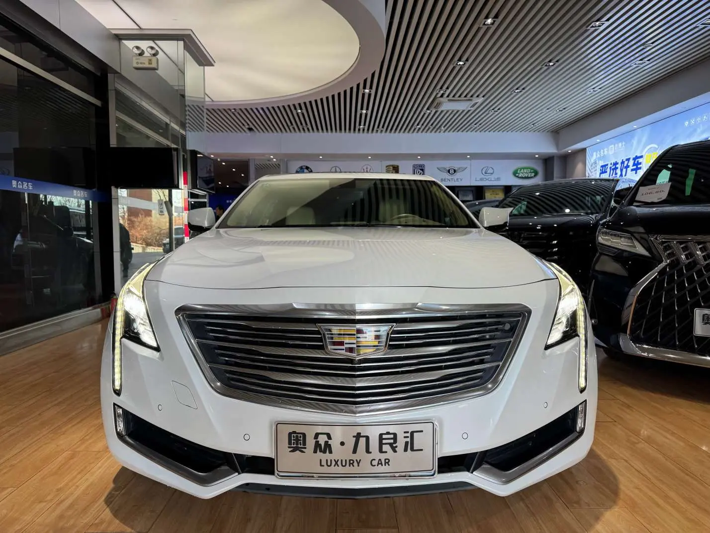 Cadillac CT6  из Китая