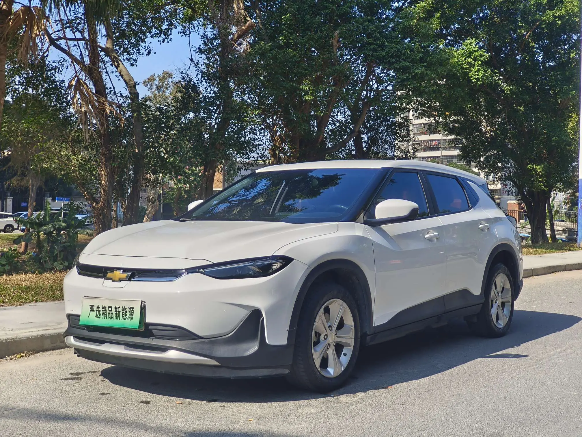 Chevrolet Menlo  из Китая