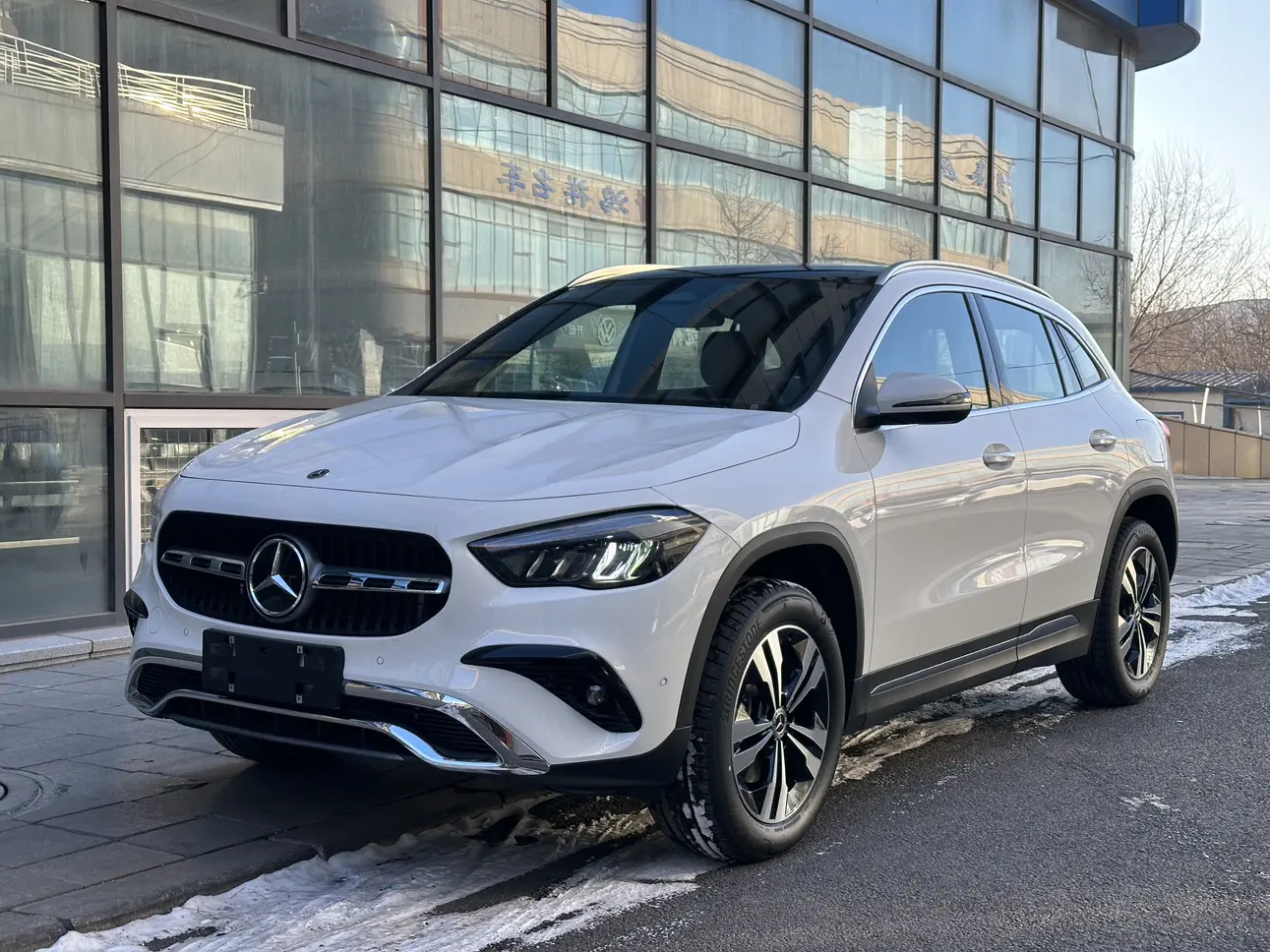 Mercedes-Benz GLA  из Китая