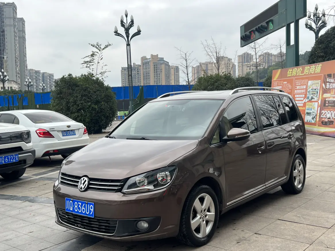 Volkswagen Touran  из Китая