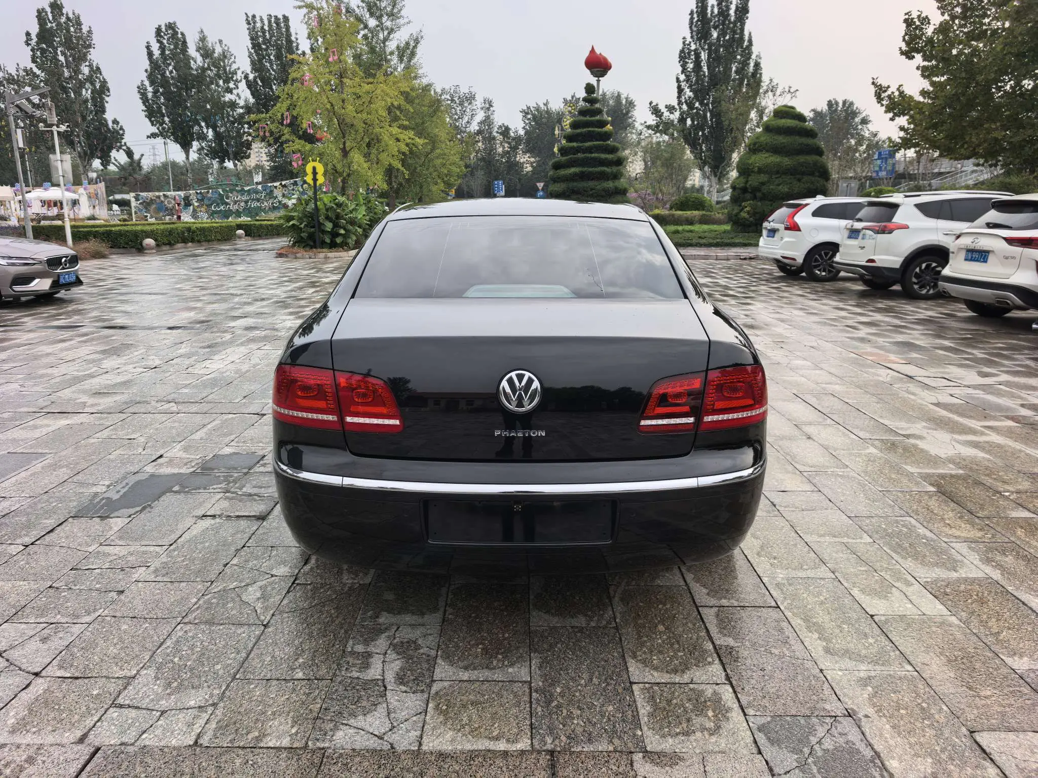 Volkswagen Phaeton  из Китая