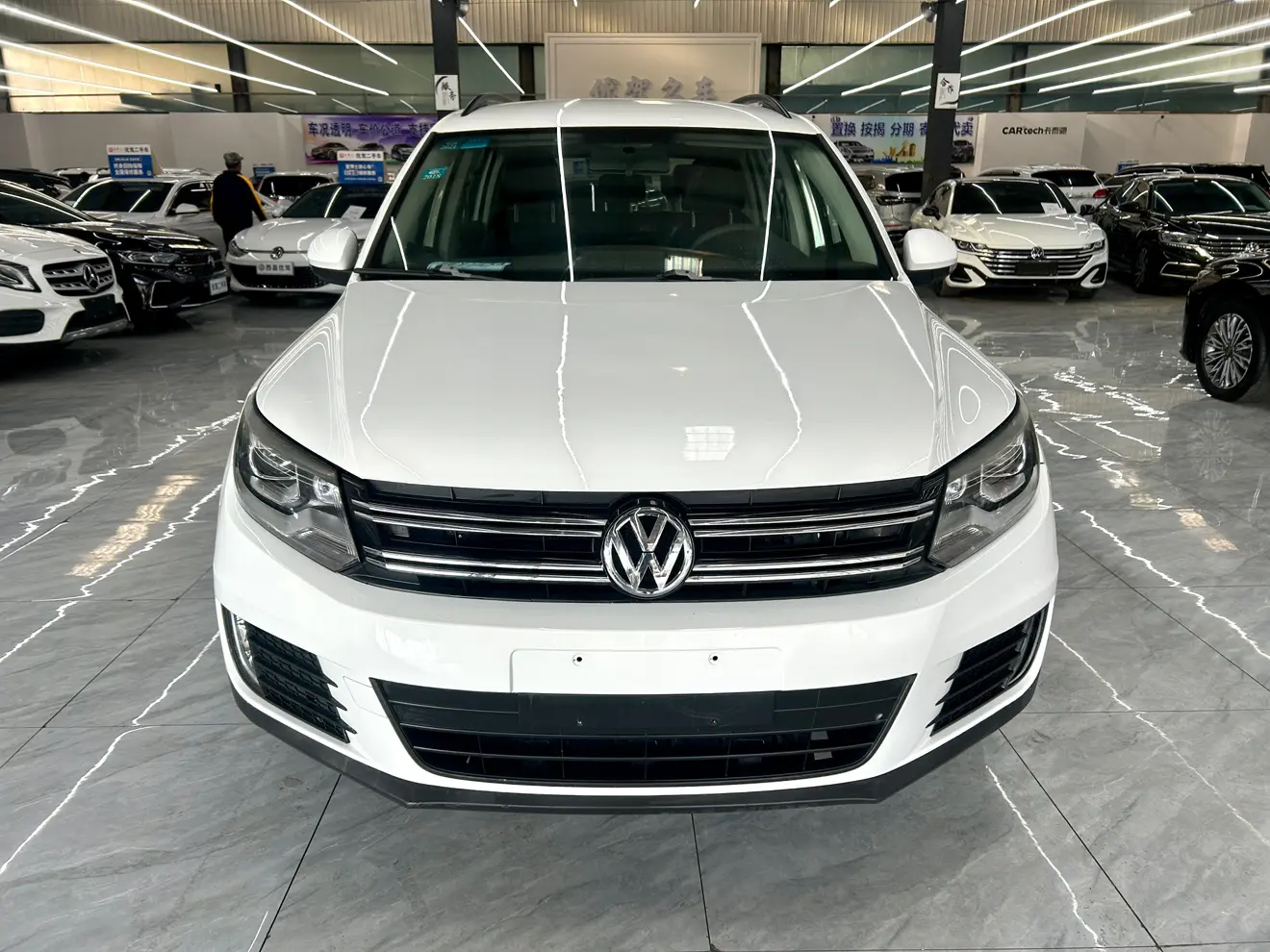 Volkswagen Tiguan  из Китая