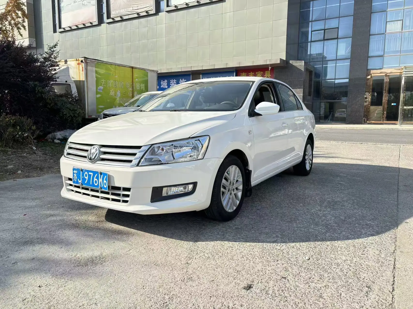 Volkswagen Santana  из Китая