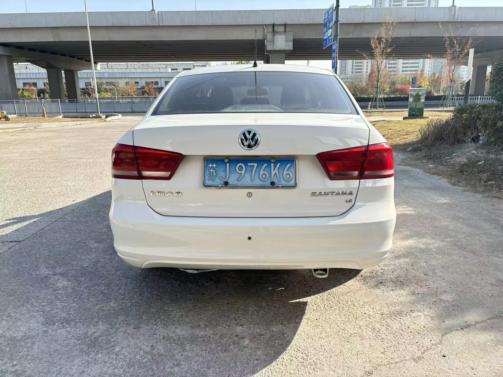 Volkswagen Santana  из Китая