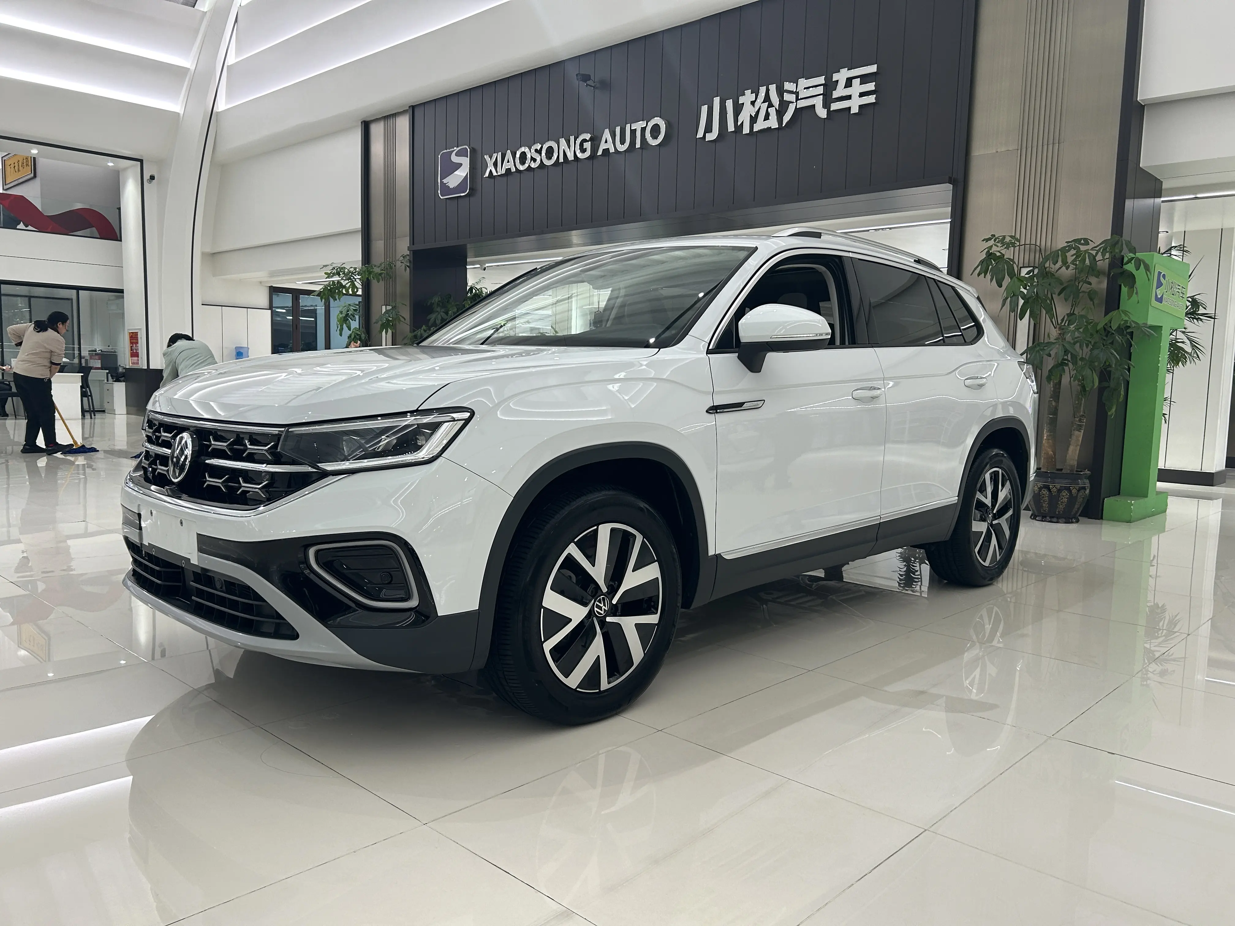 Volkswagen Tayron  из Китая