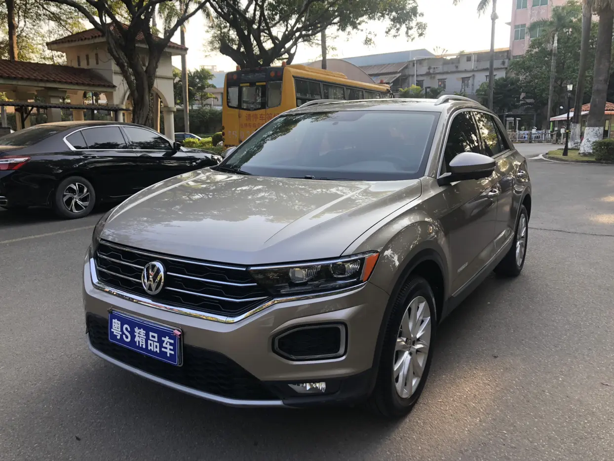 Volkswagen T-Roc  из Китая