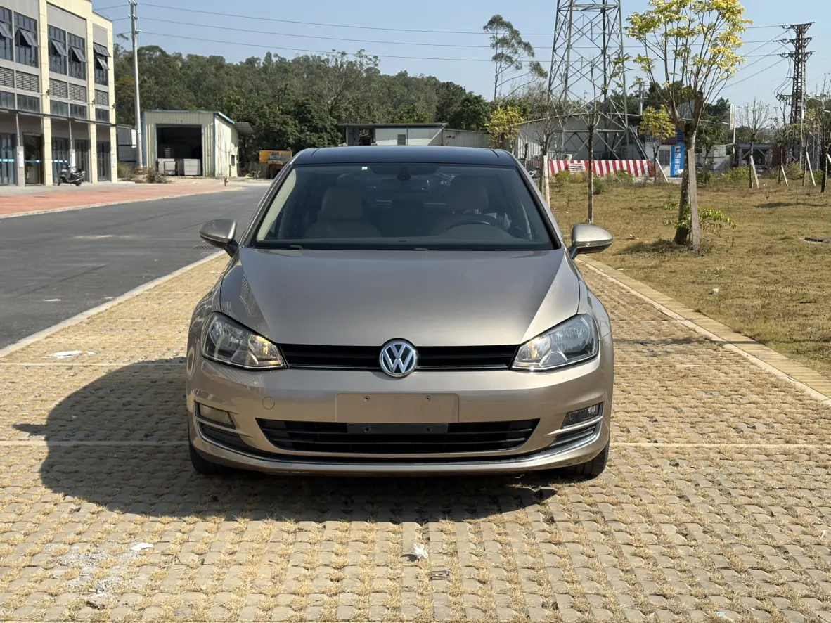 Volkswagen Golf  из Китая