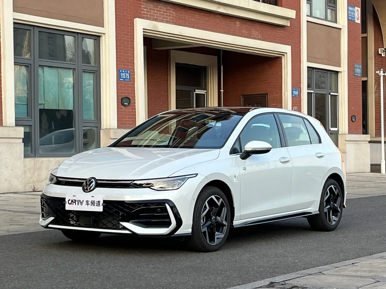 Volkswagen Golf  из Китая