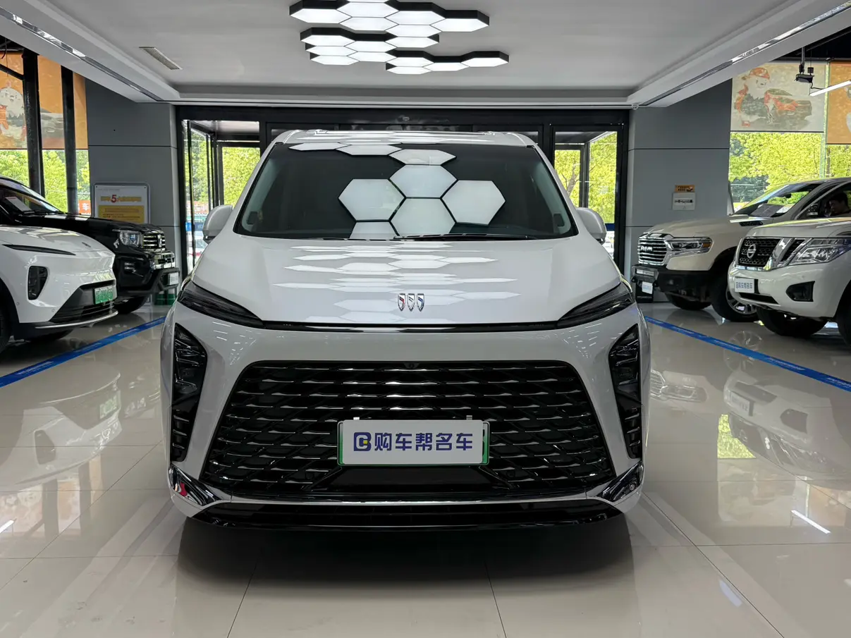 Buick GL8 PHEV  из Китая