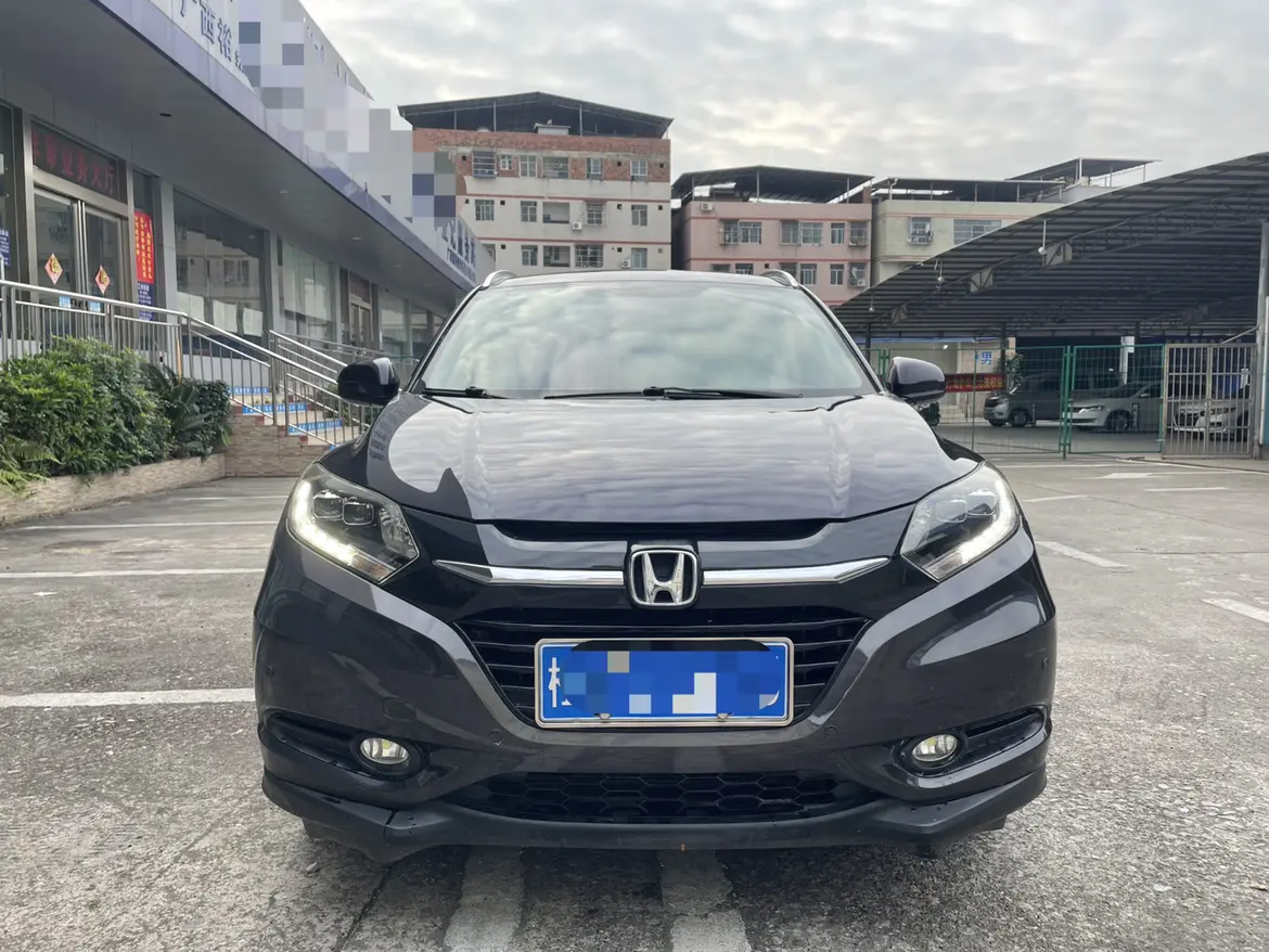 Honda Vezel (Binzhi)  из Китая