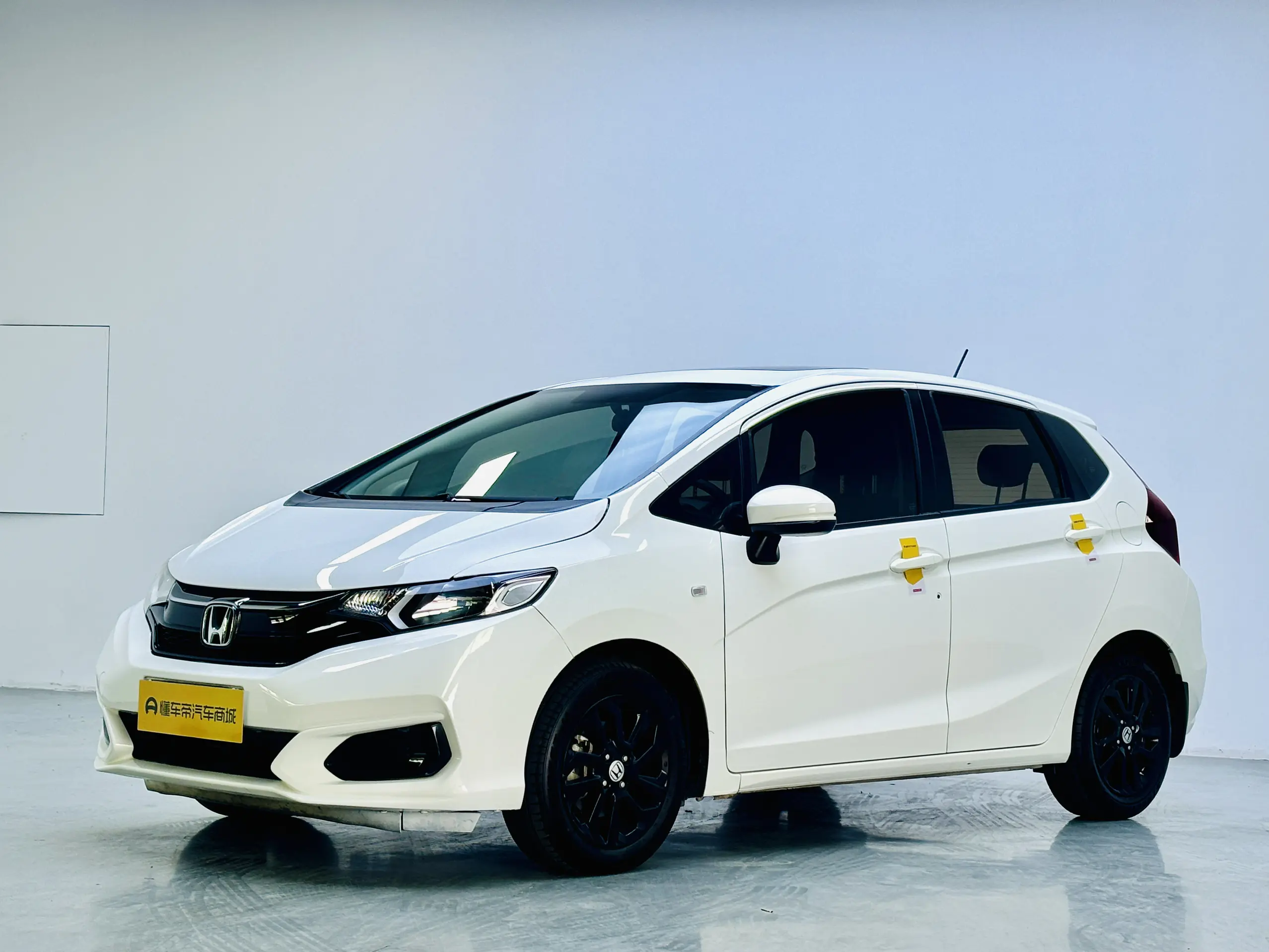 Honda Fit  из Китая