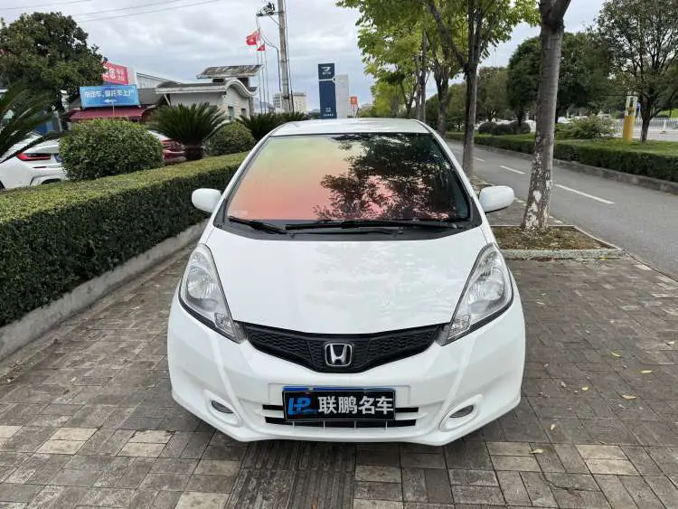 Honda Fit  из Китая