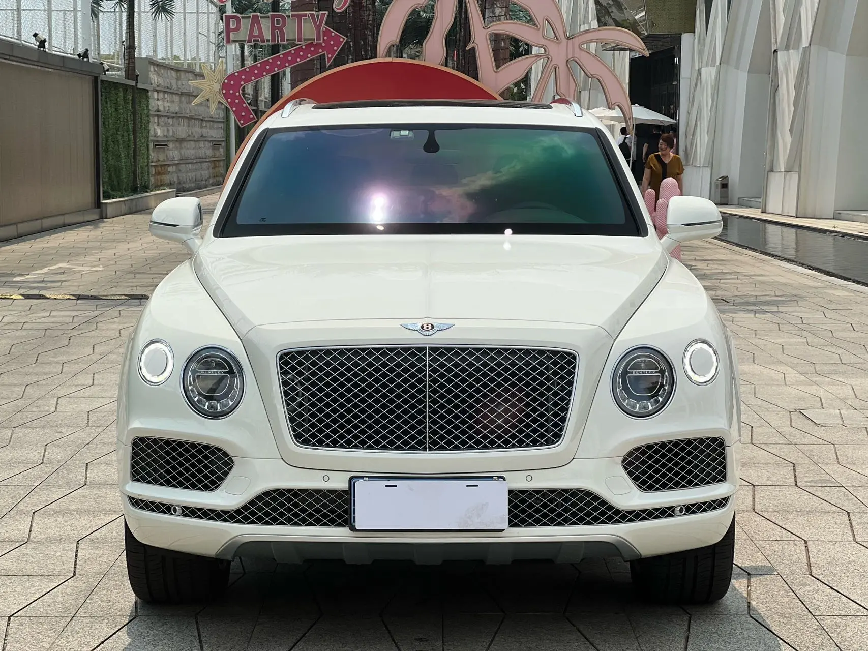 Bentley Bentayga  из Китая
