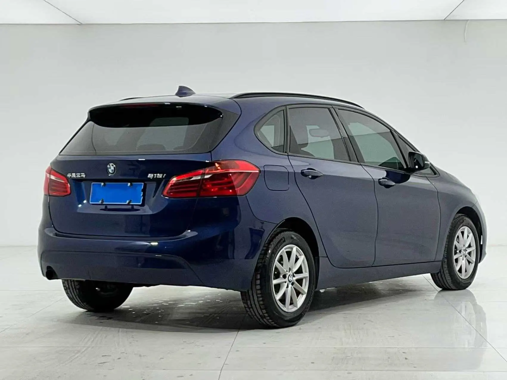 BMW 2 Series Active Tourer  из Китая