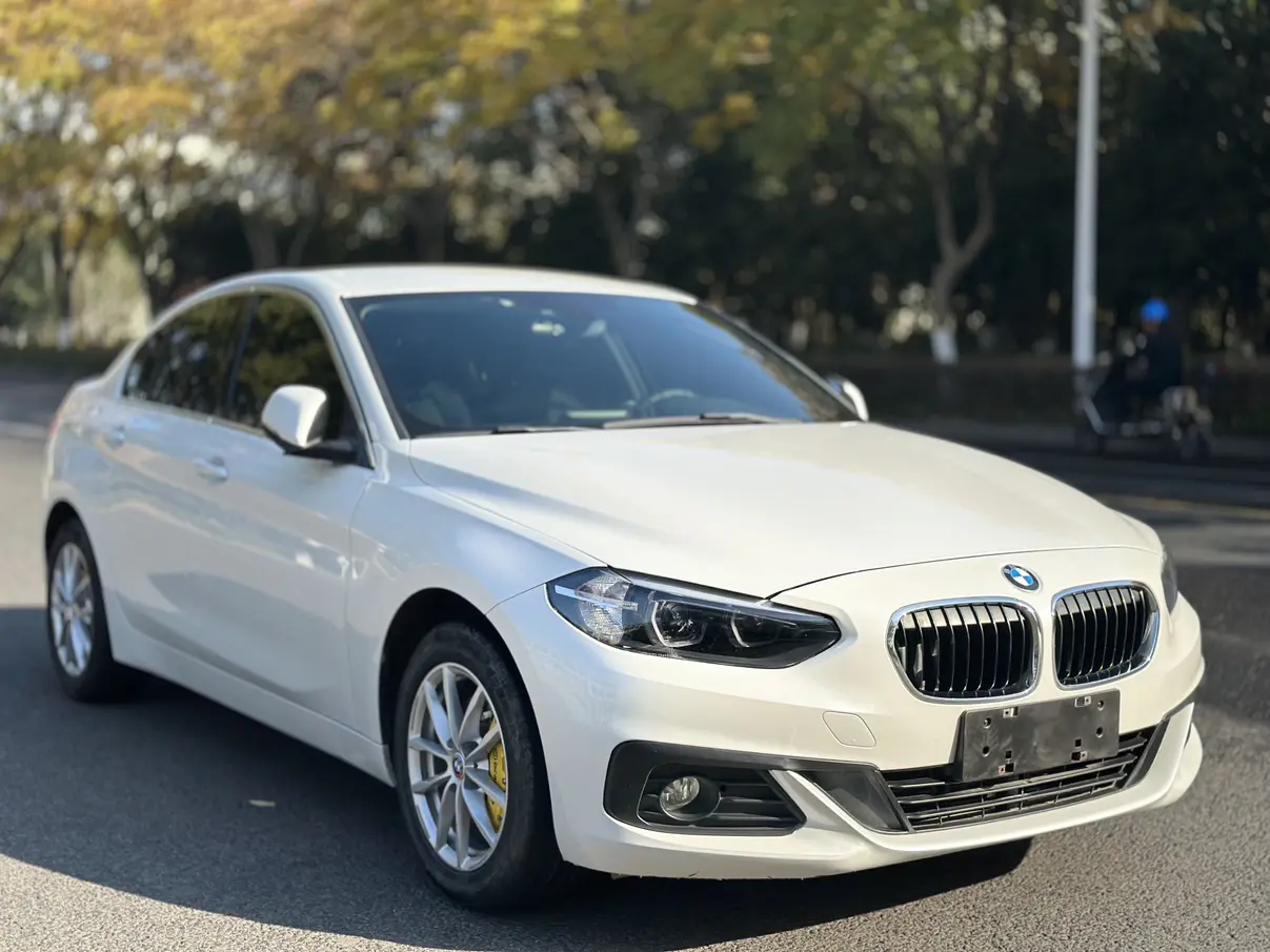 BMW 1 Series  из Китая