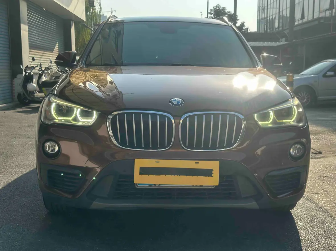 BMW X1  из Китая