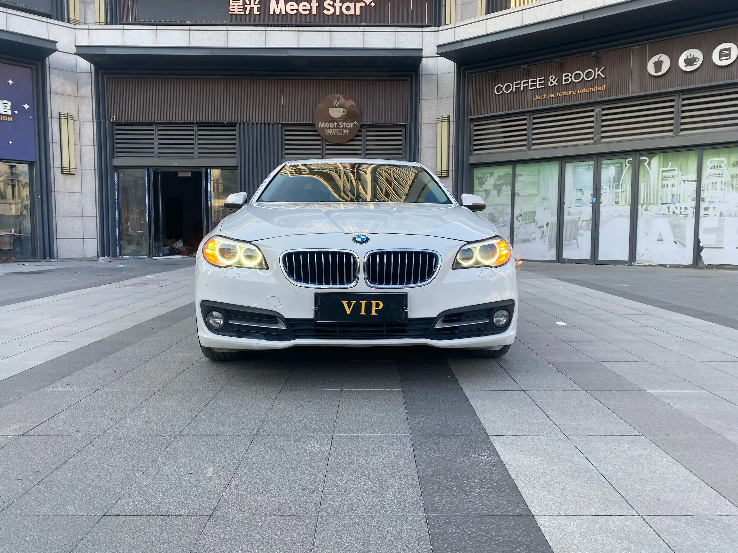 BMW 5 Series  из Китая