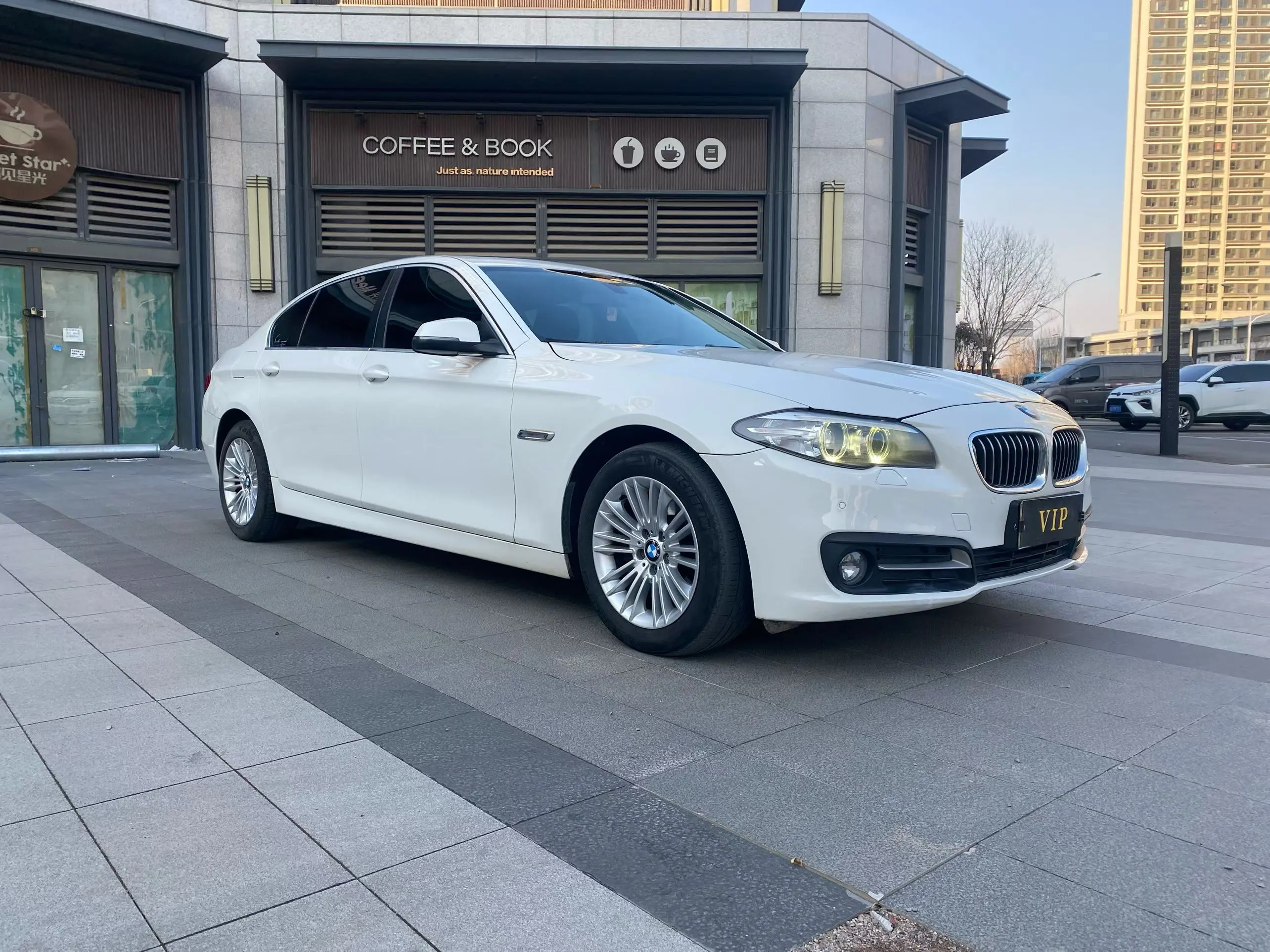 BMW 5 Series  из Китая