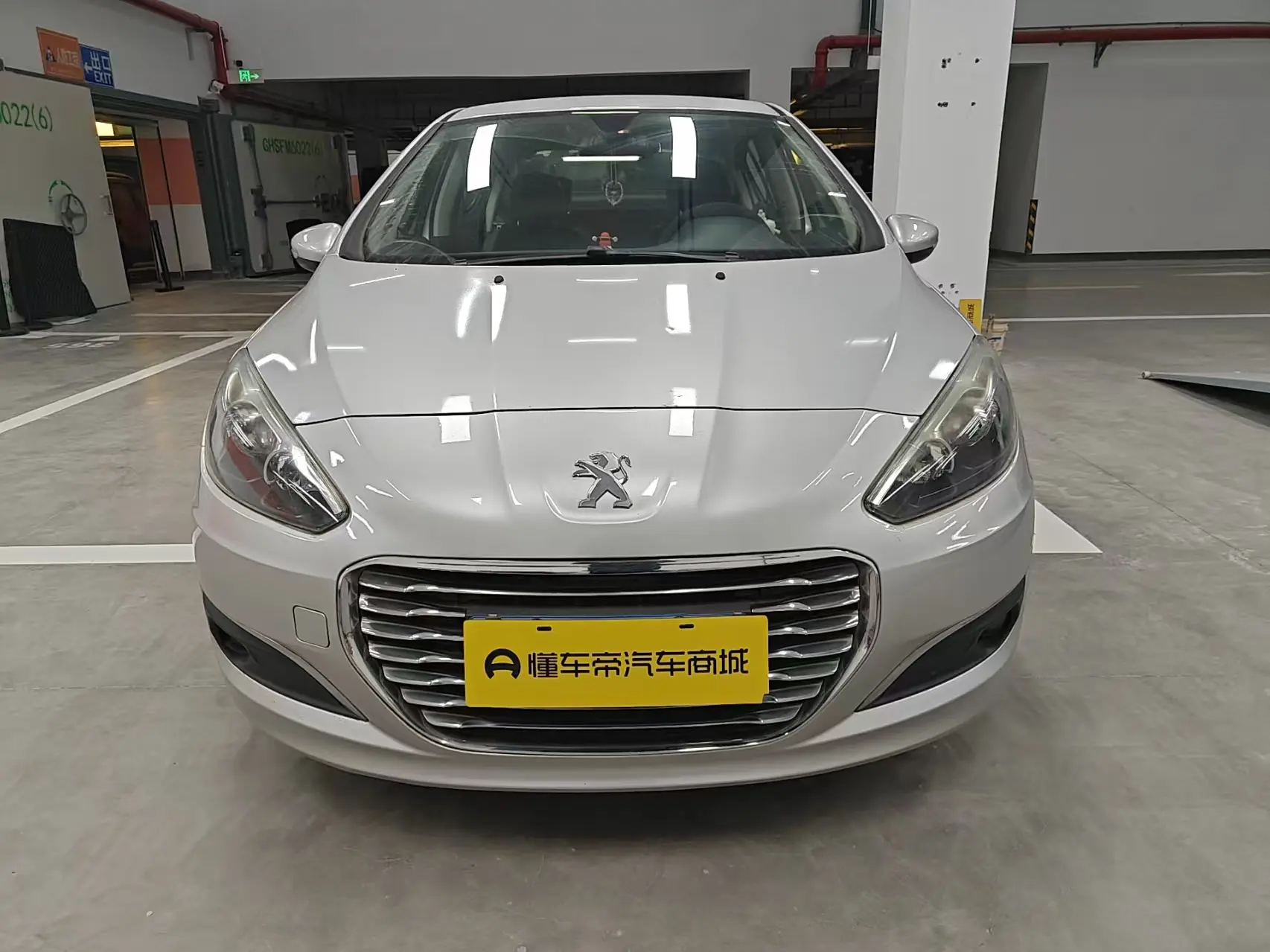 Peugeot 308  из Китая