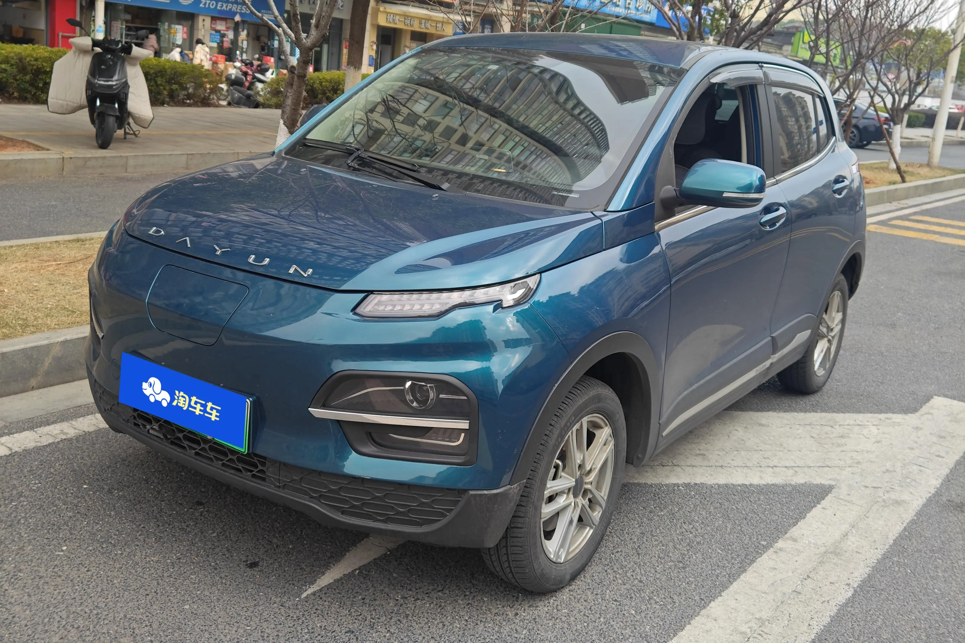 Dayun Yuehu  из Китая