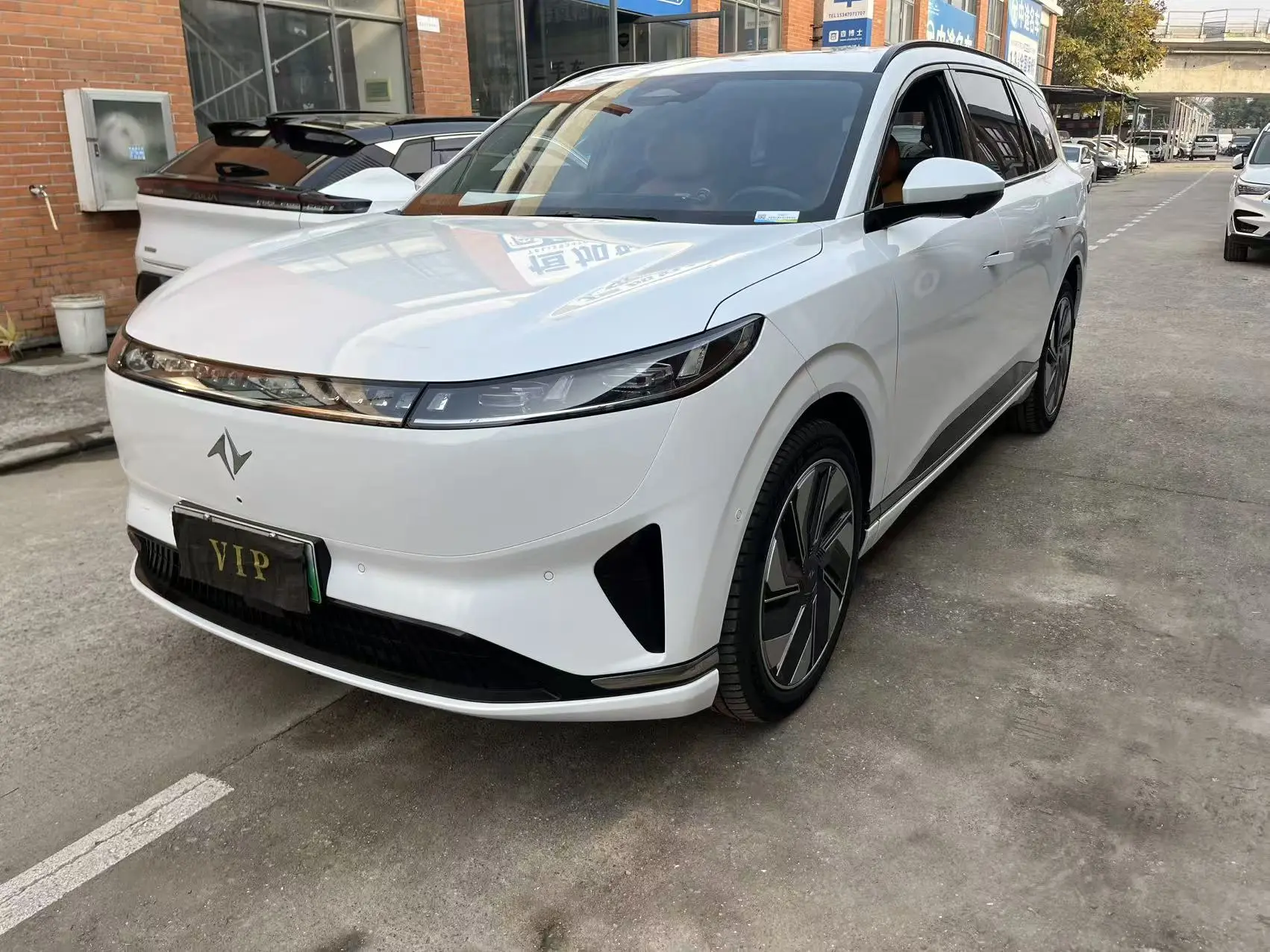 Dongfeng Eπ008  из Китая