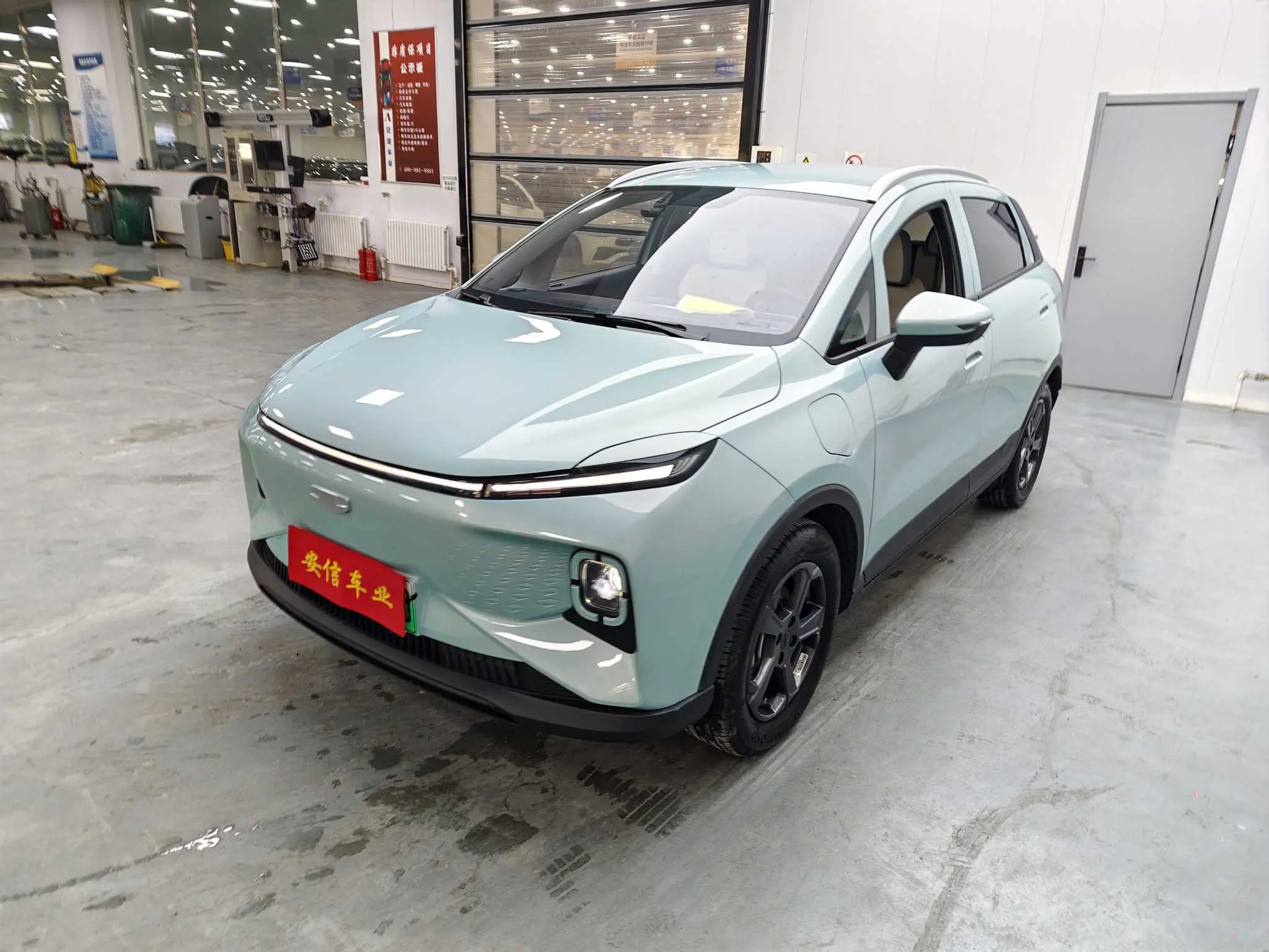 Geely Geometry E Firefly  из Китая