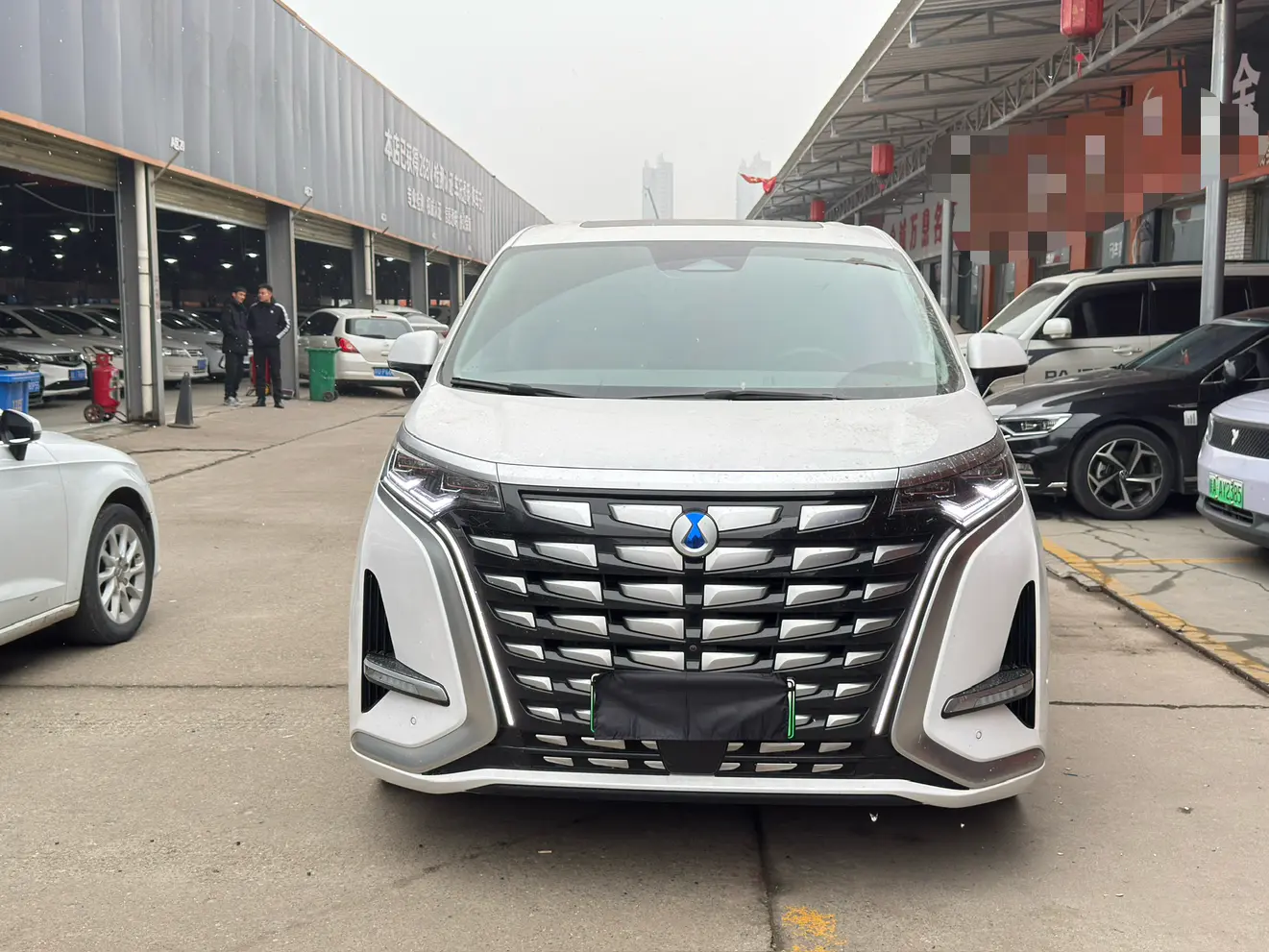 Denza D9 DM  из Китая