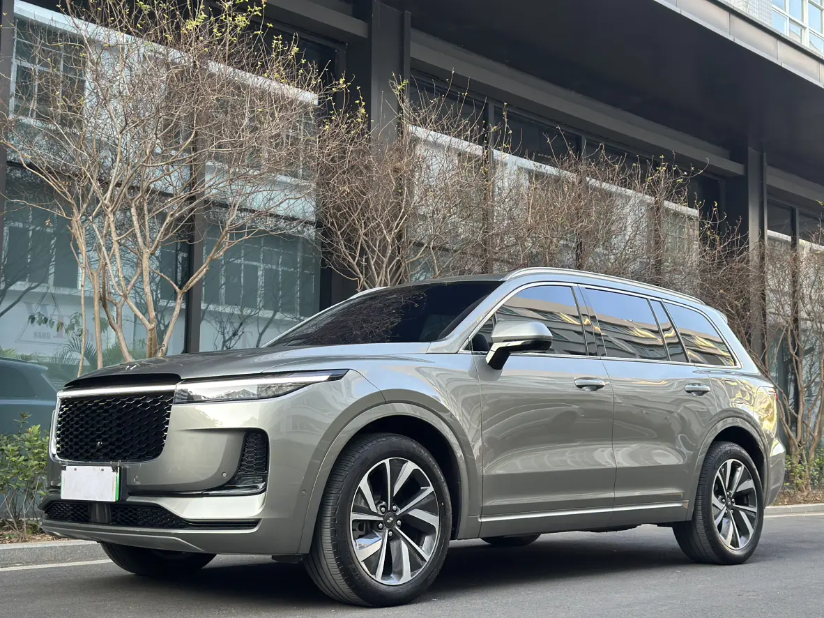 Li ONE (Ideal ONE)  из Китая