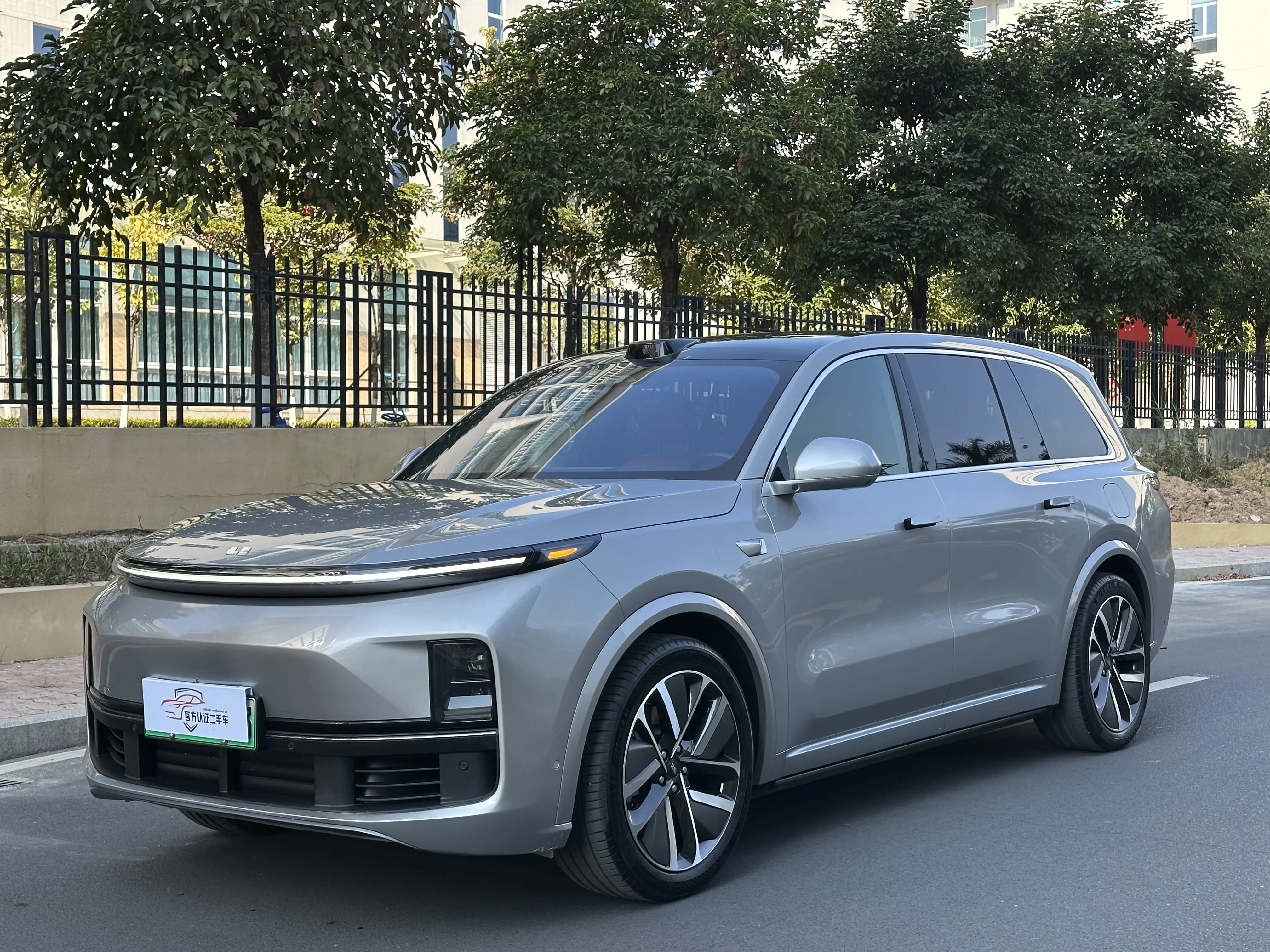 Li L9 (Ideal L9)  из Китая