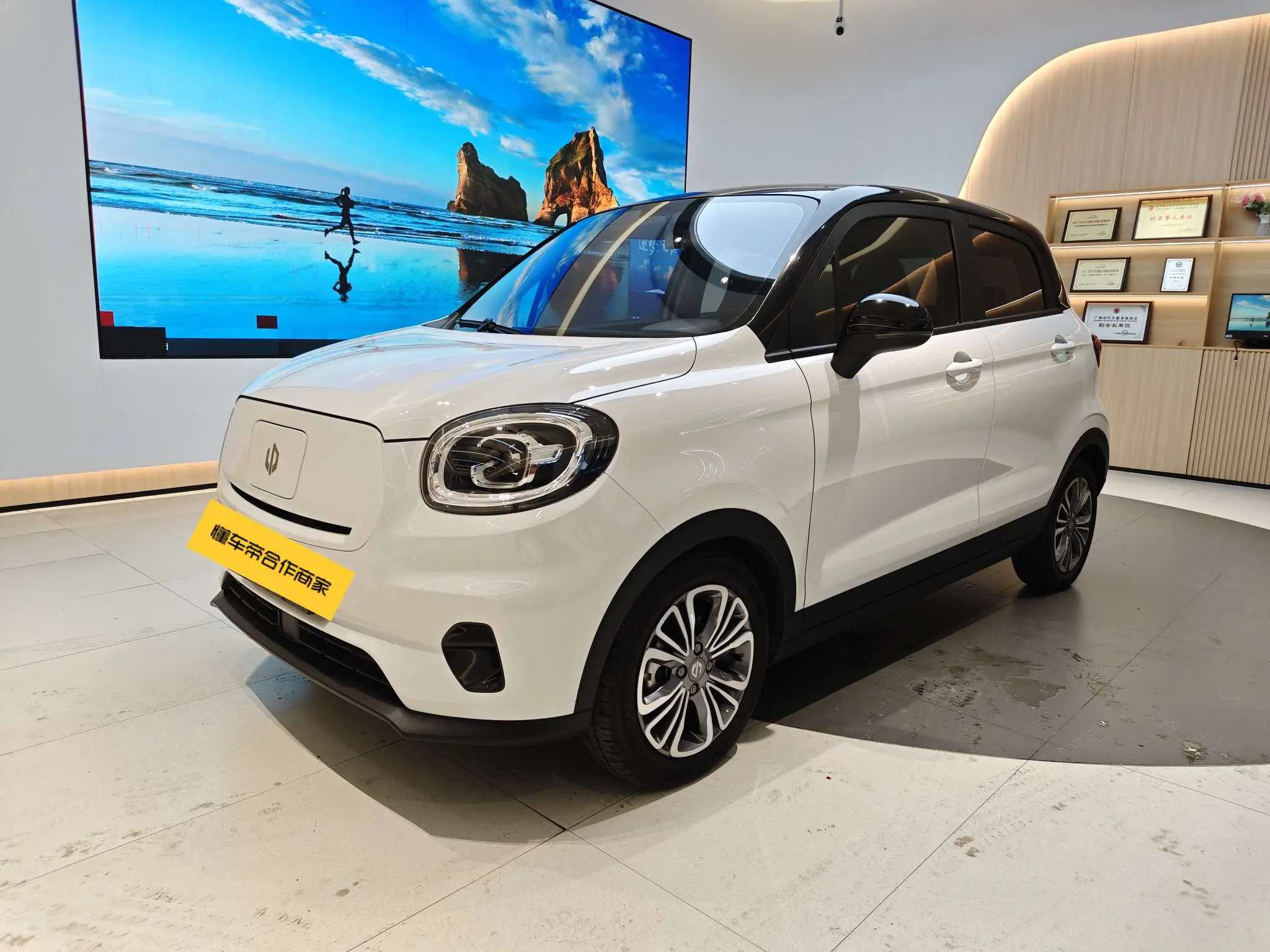 Leapmotor Zero running T03  из Китая