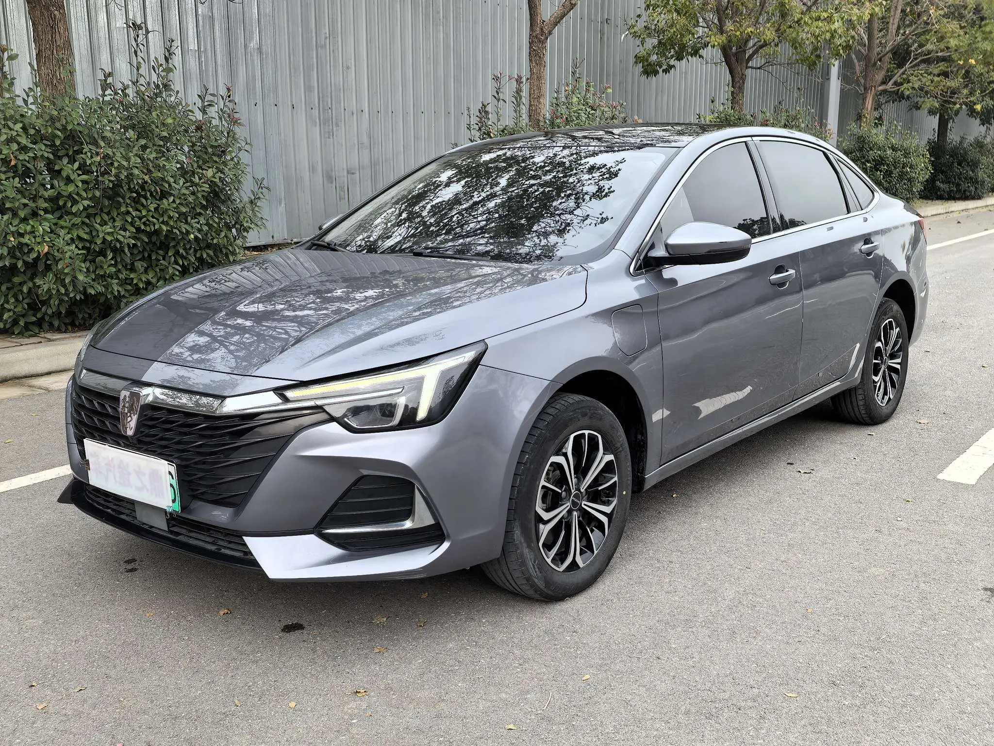 Roewe i6 MAX EV  из Китая