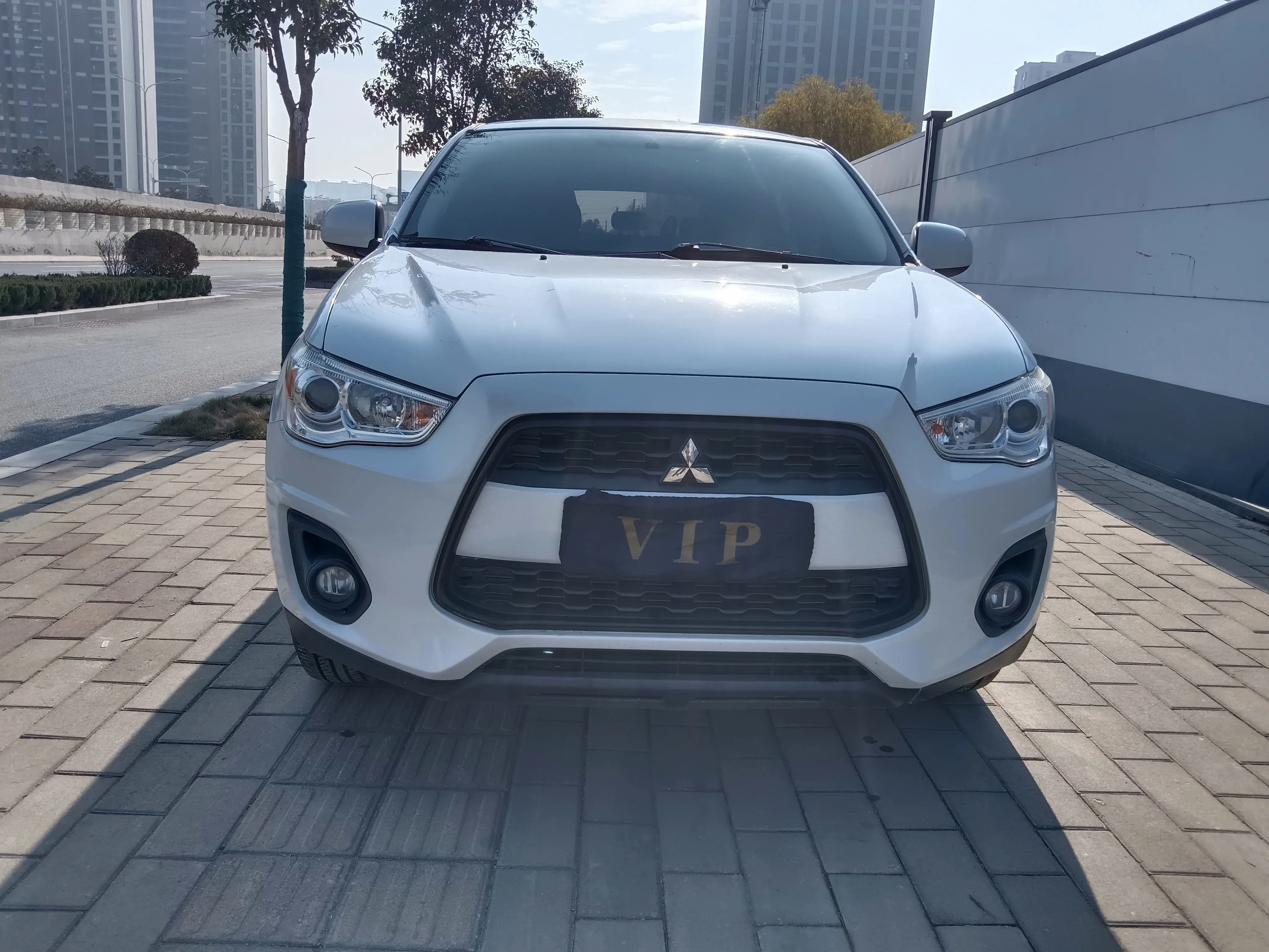 Mitsubishi Jinxuan ASX  из Китая