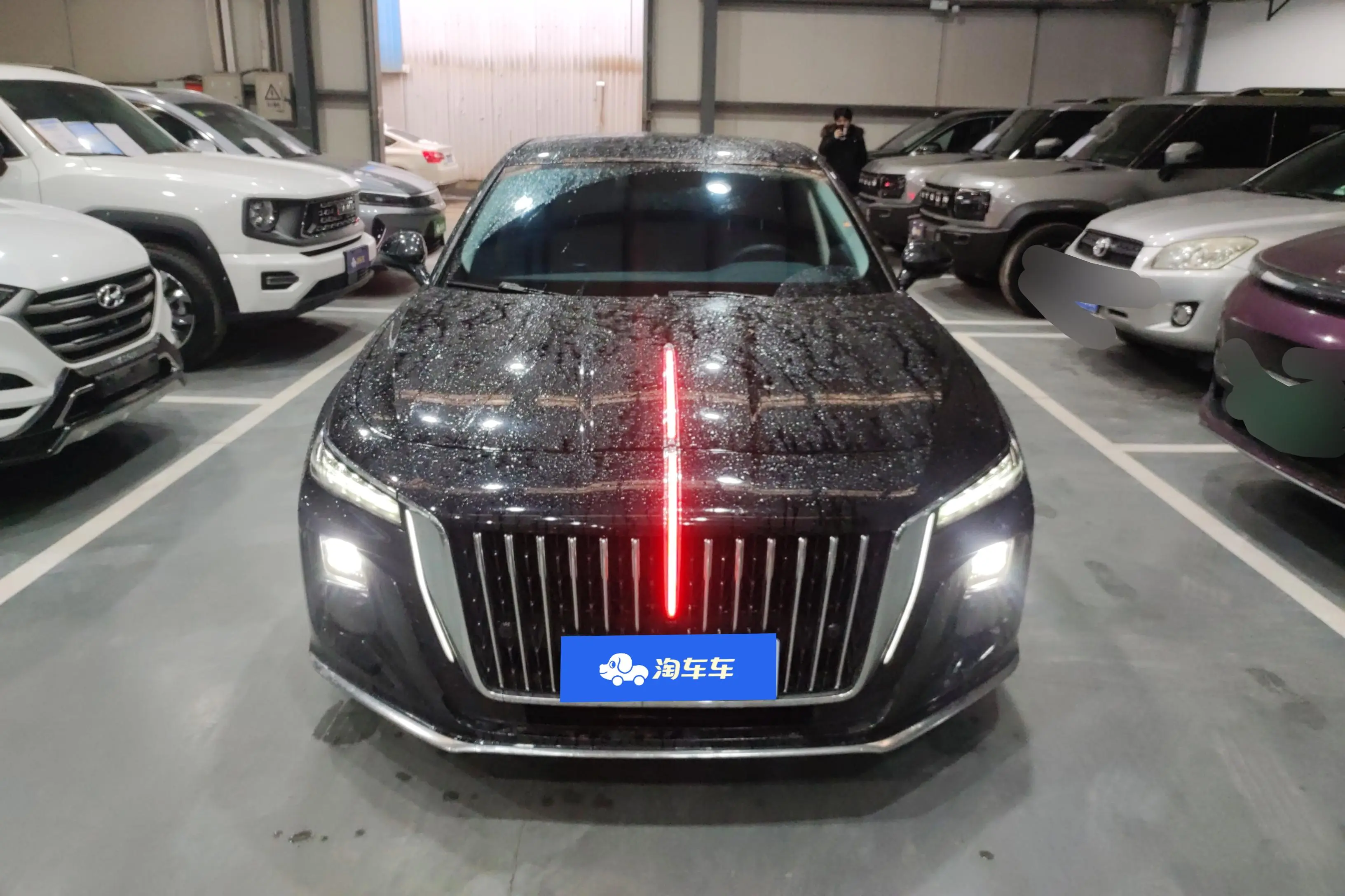 Hongqi H5  из Китая