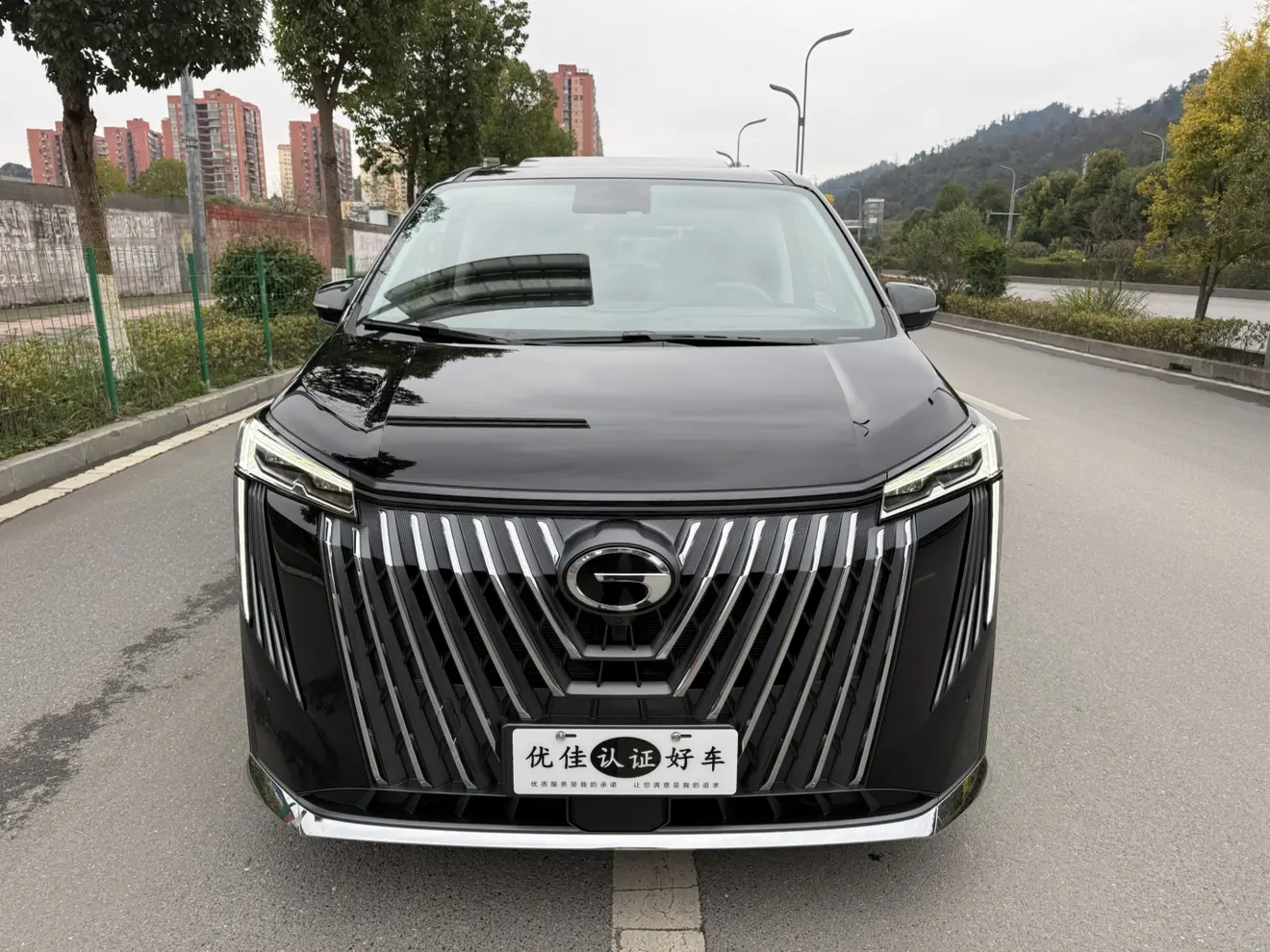 GAC Trumpchi M8  из Китая
