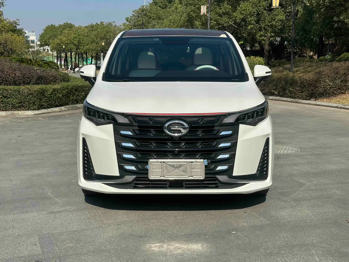 GAC Trumpchi M6  из Китая