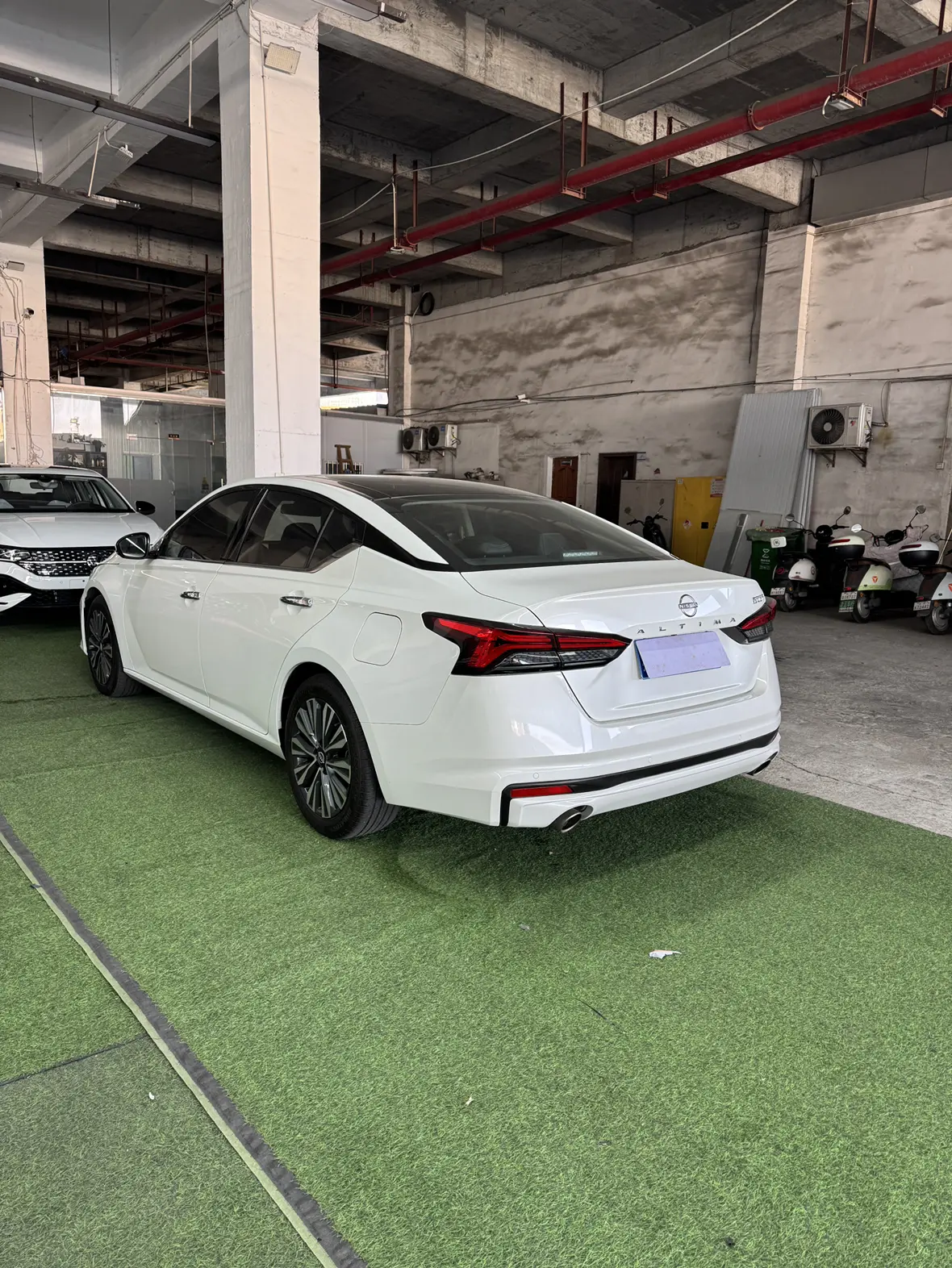 Nissan Altima