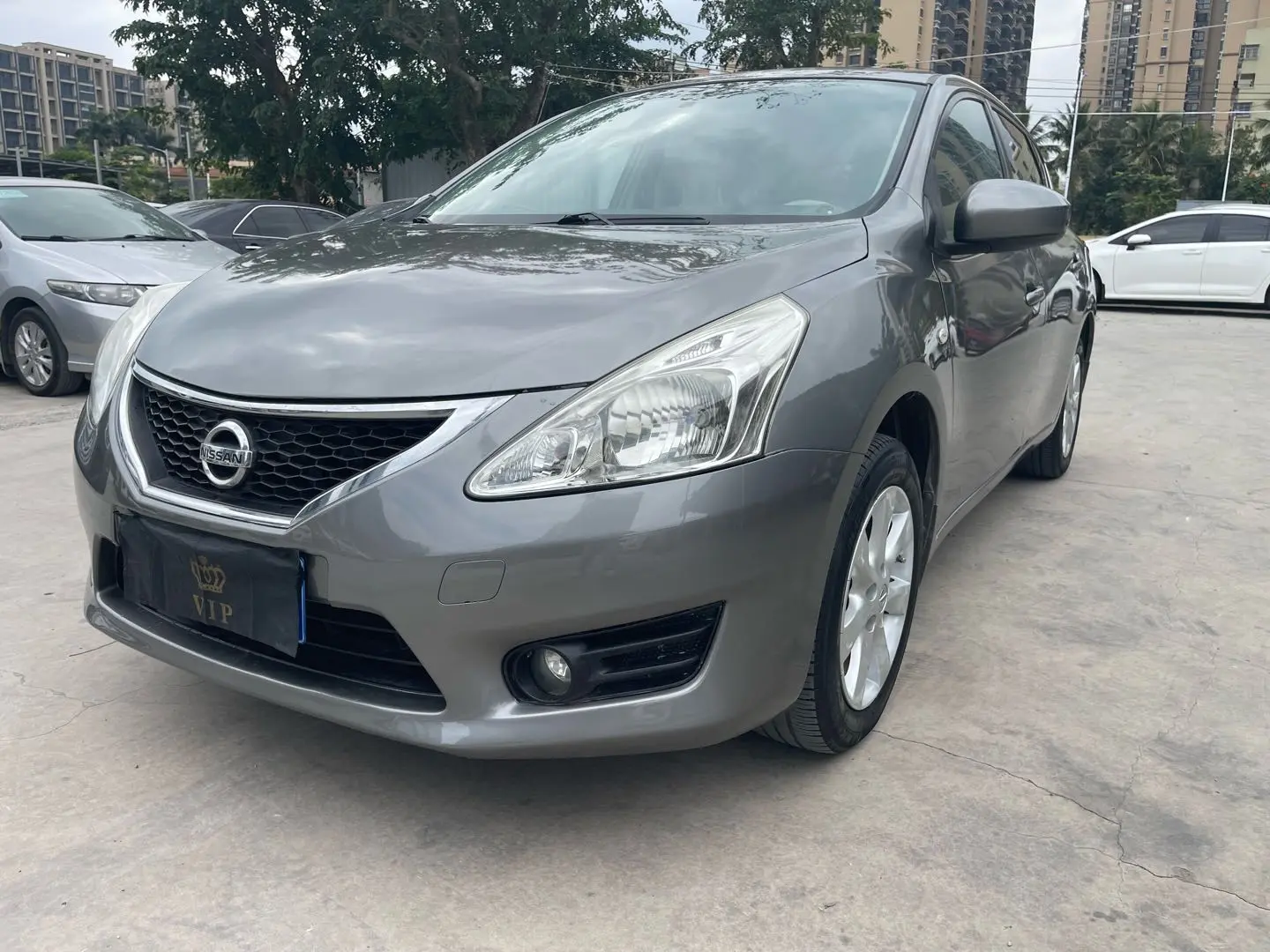 Nissan Tiida  из Китая