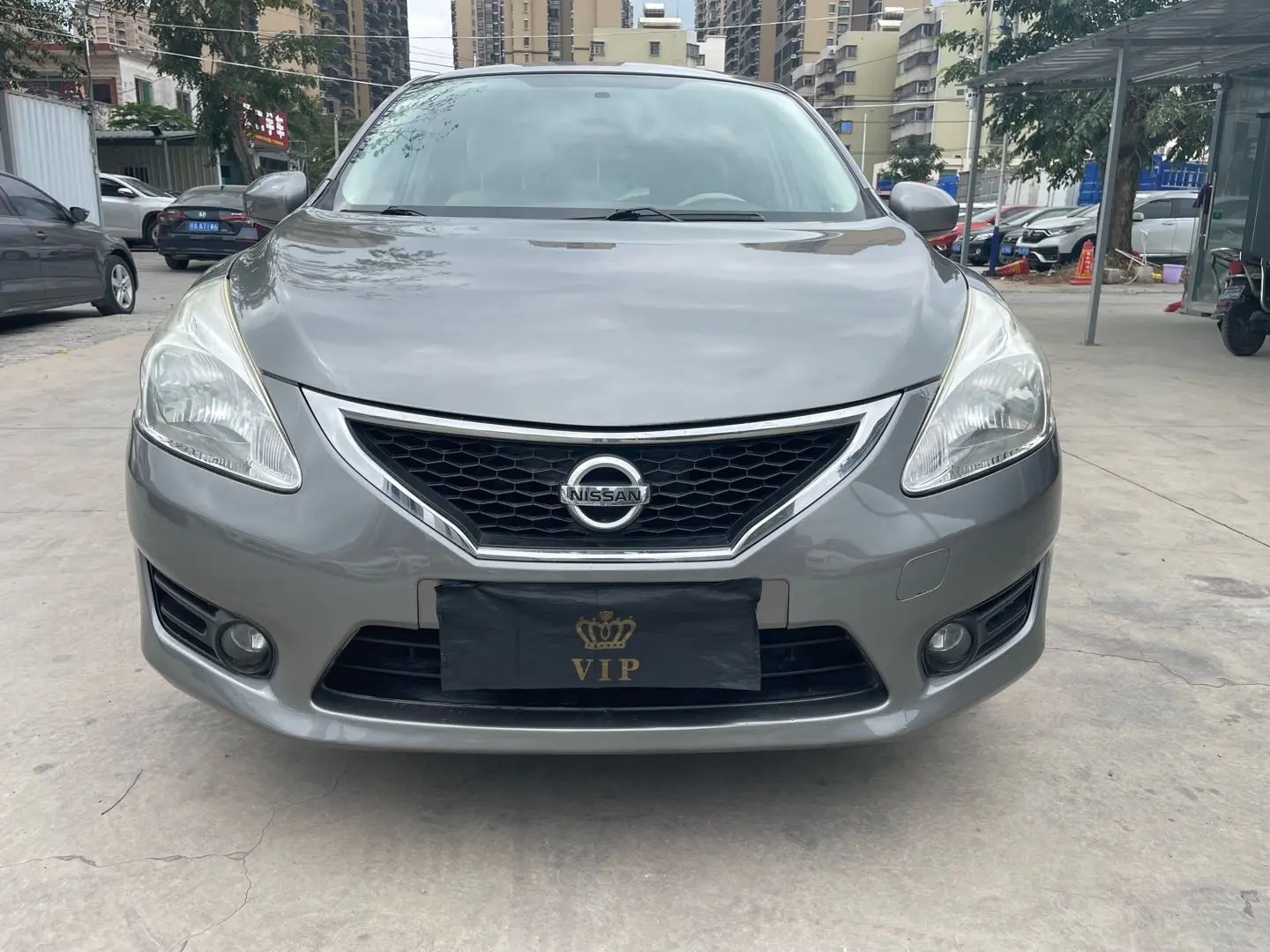 Nissan Tiida  из Китая