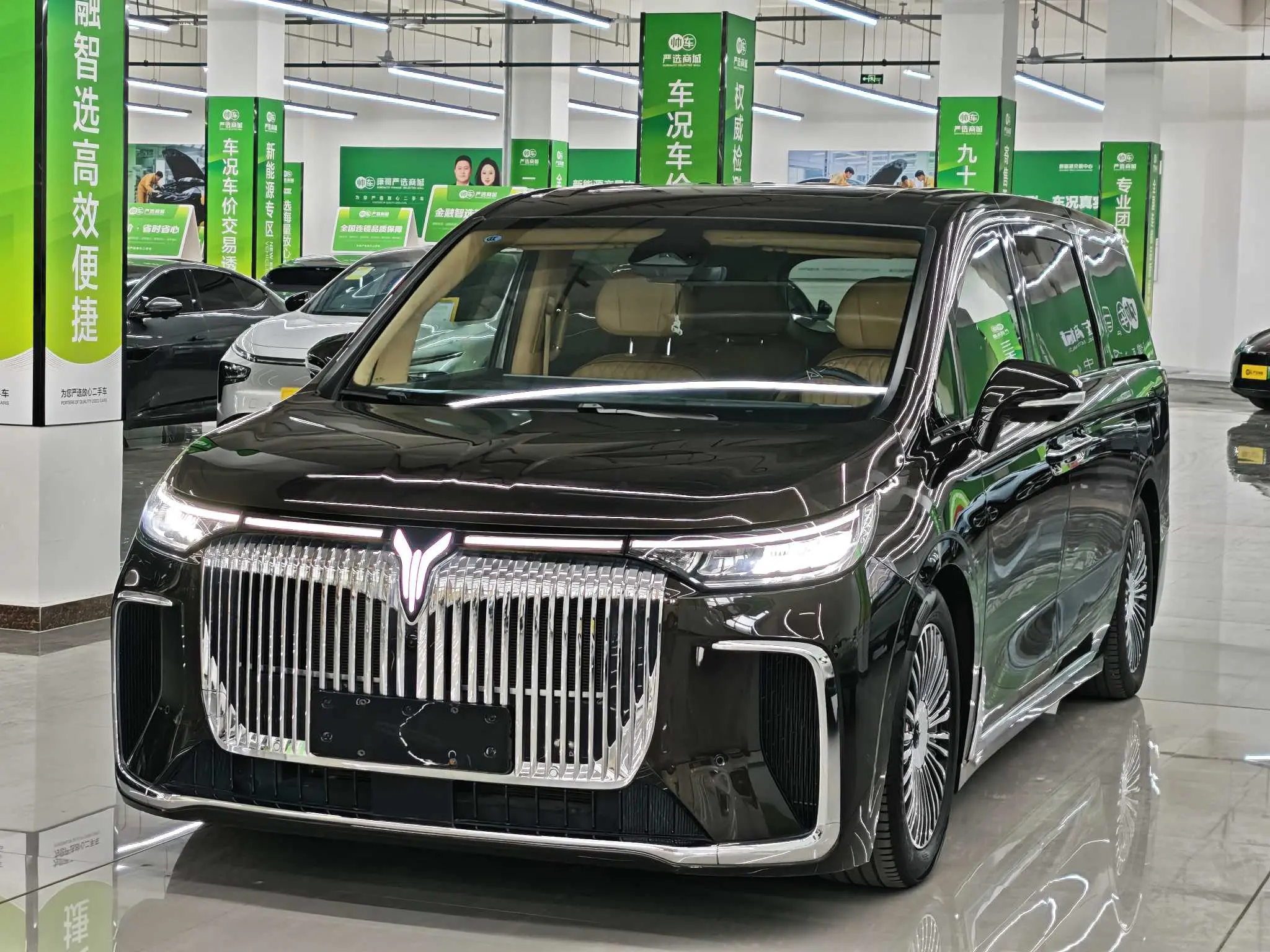 Voyah Lantu Dreamer PHEV  из Китая