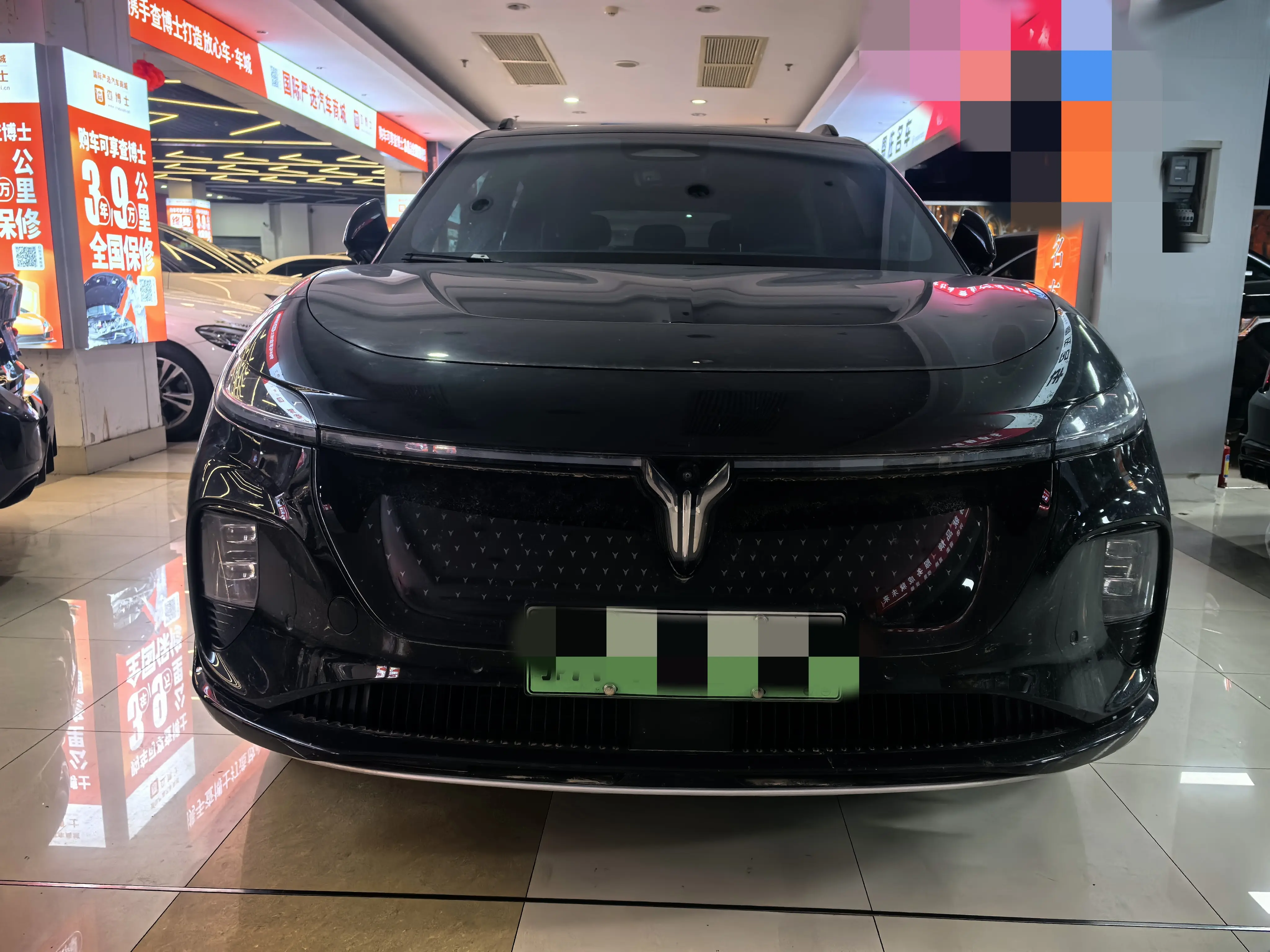 Voyah Courage  из Китая